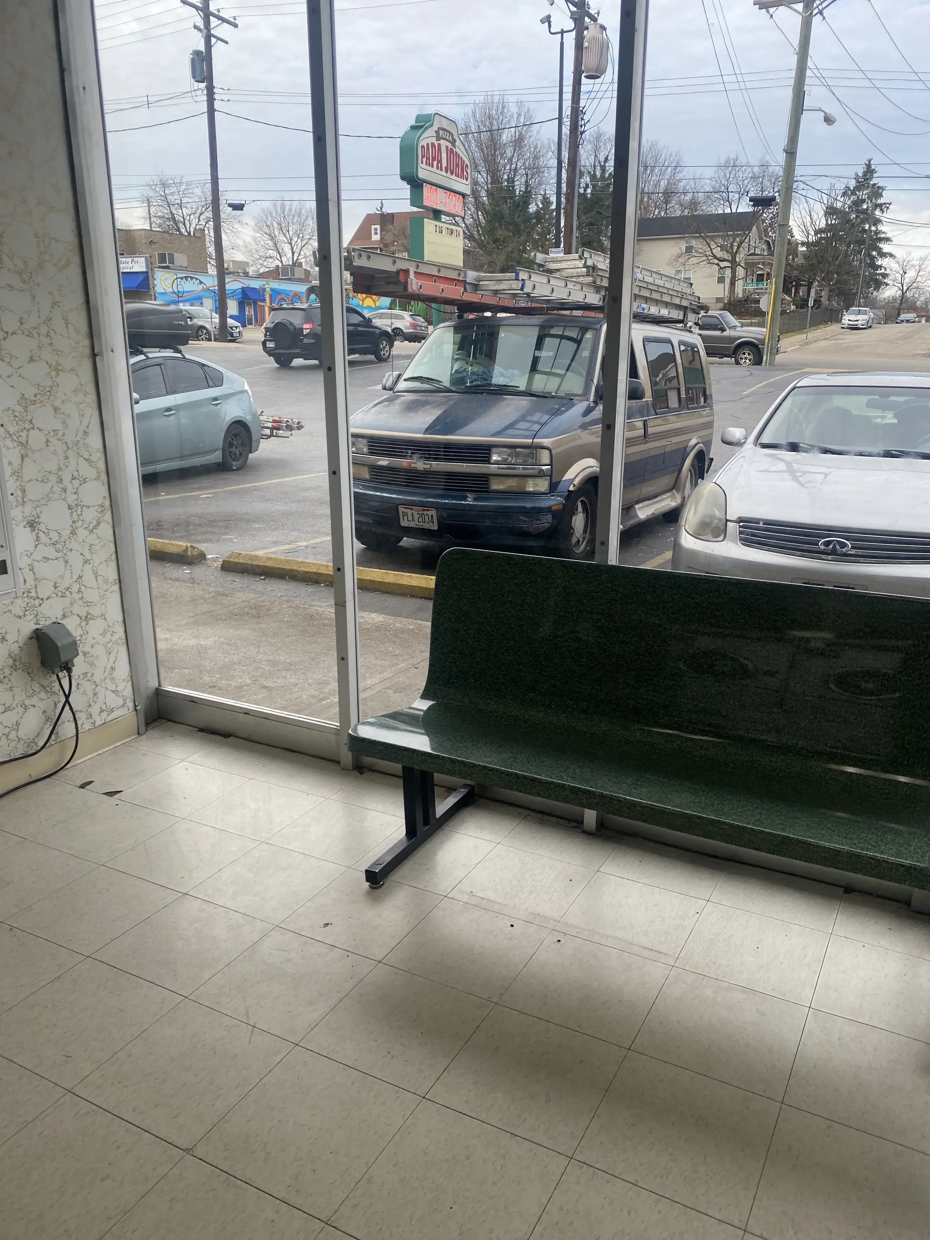 Shamrock Coin Laundry - Image 17