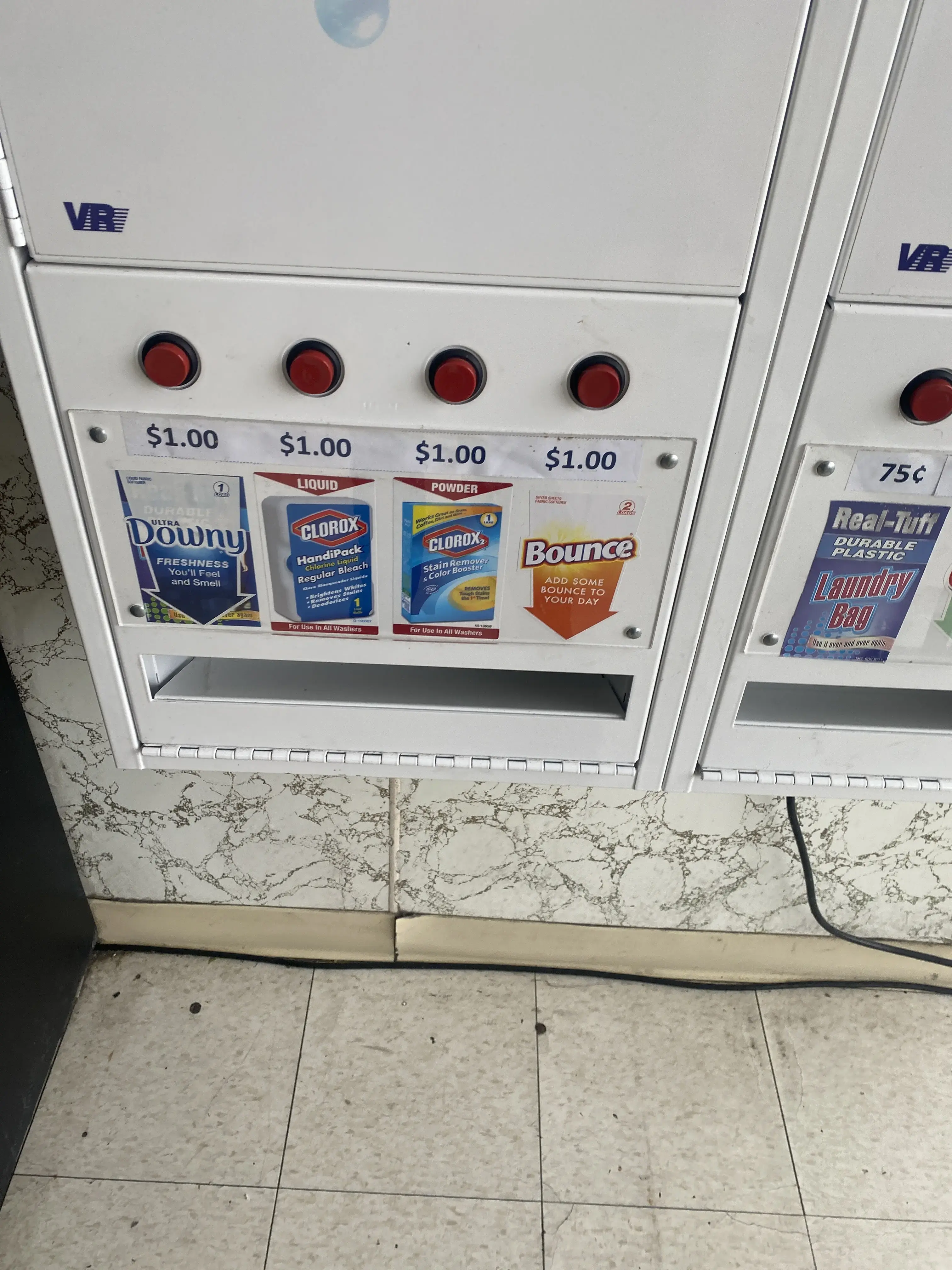 Shamrock Coin Laundry thumbnail 9