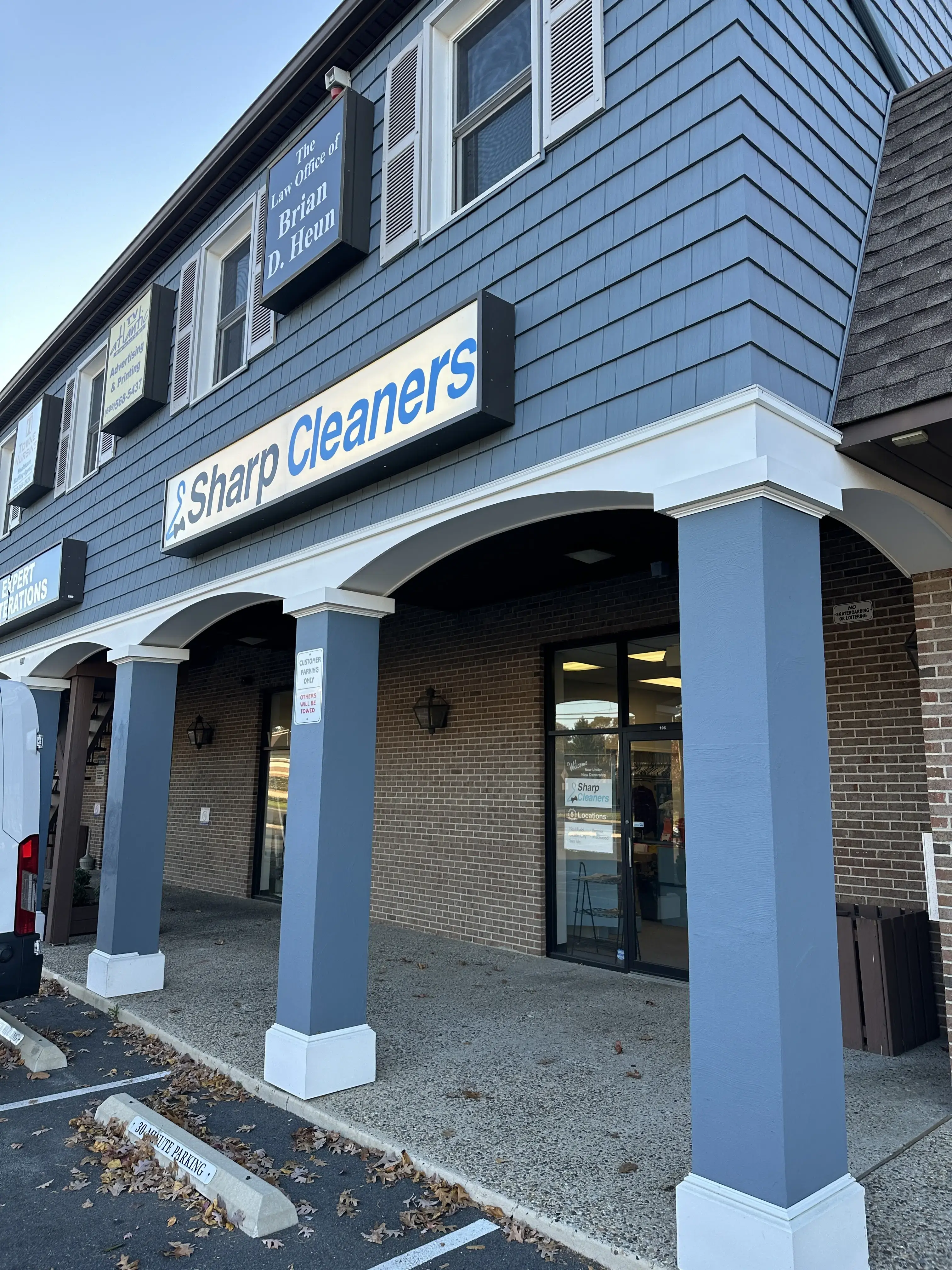 Sharp Cleaners (Royal Cleaners) location