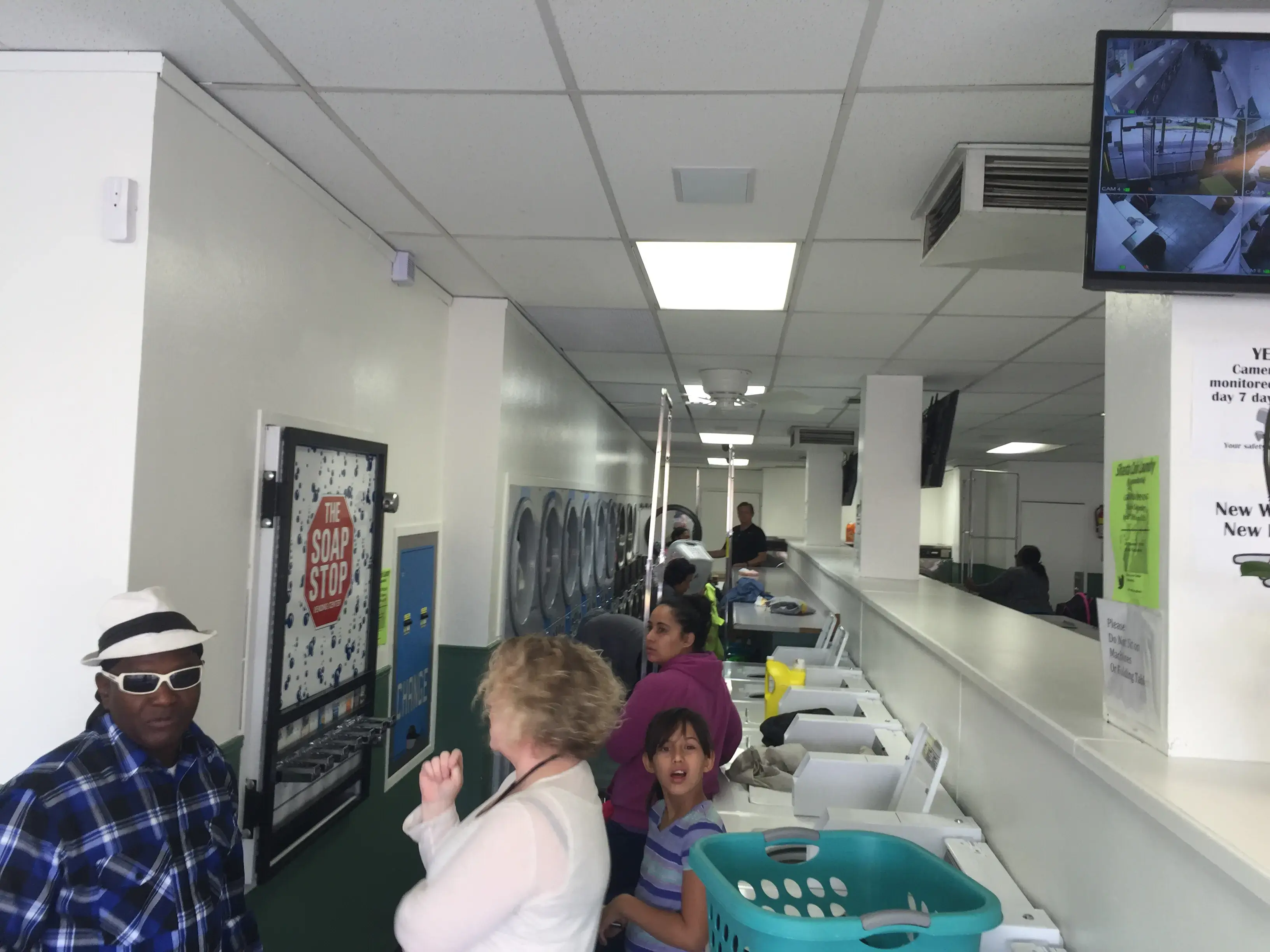 Shasta Coin Laundry - Image 10