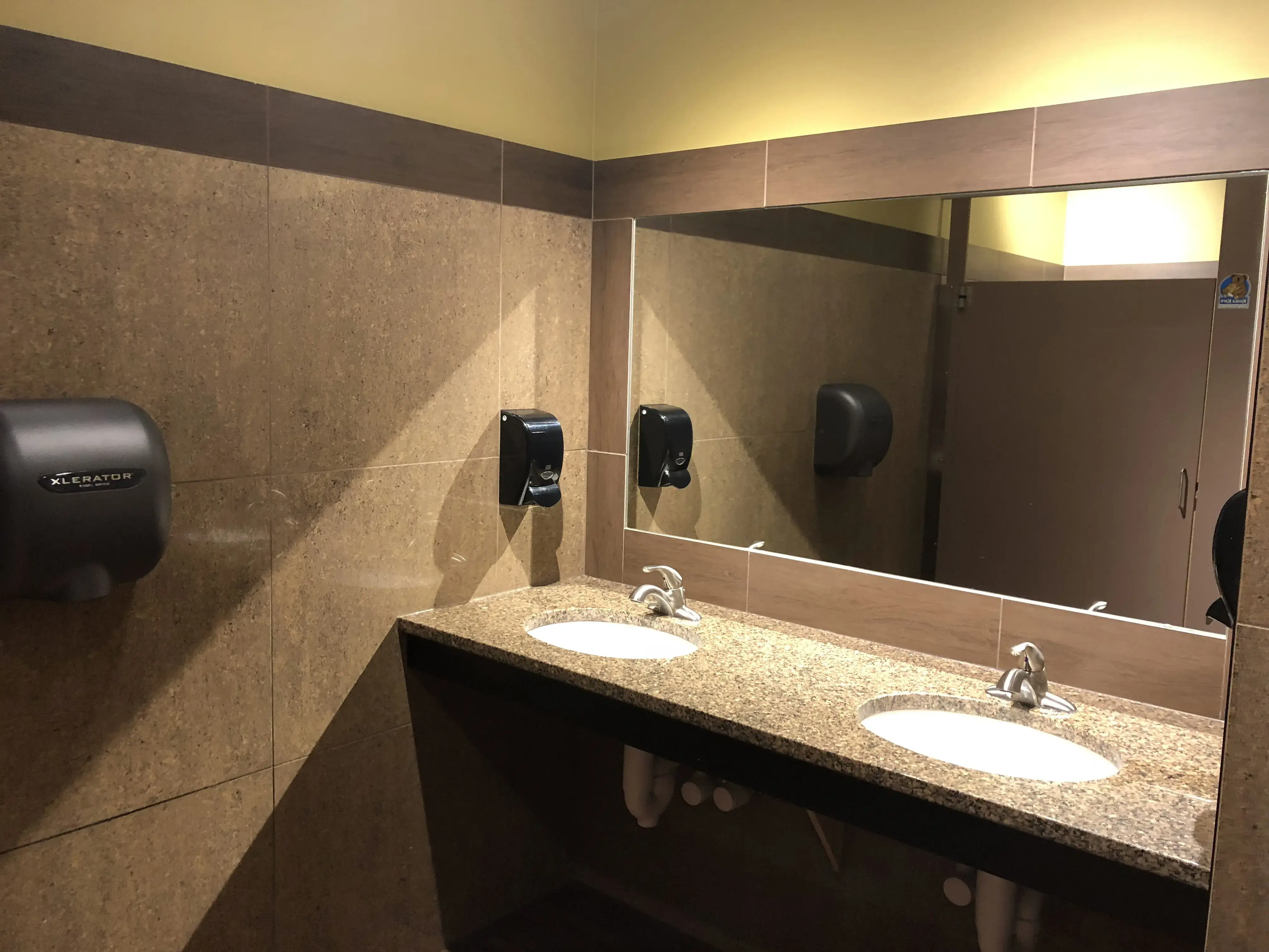 Sheldon Cleaners - Image 15