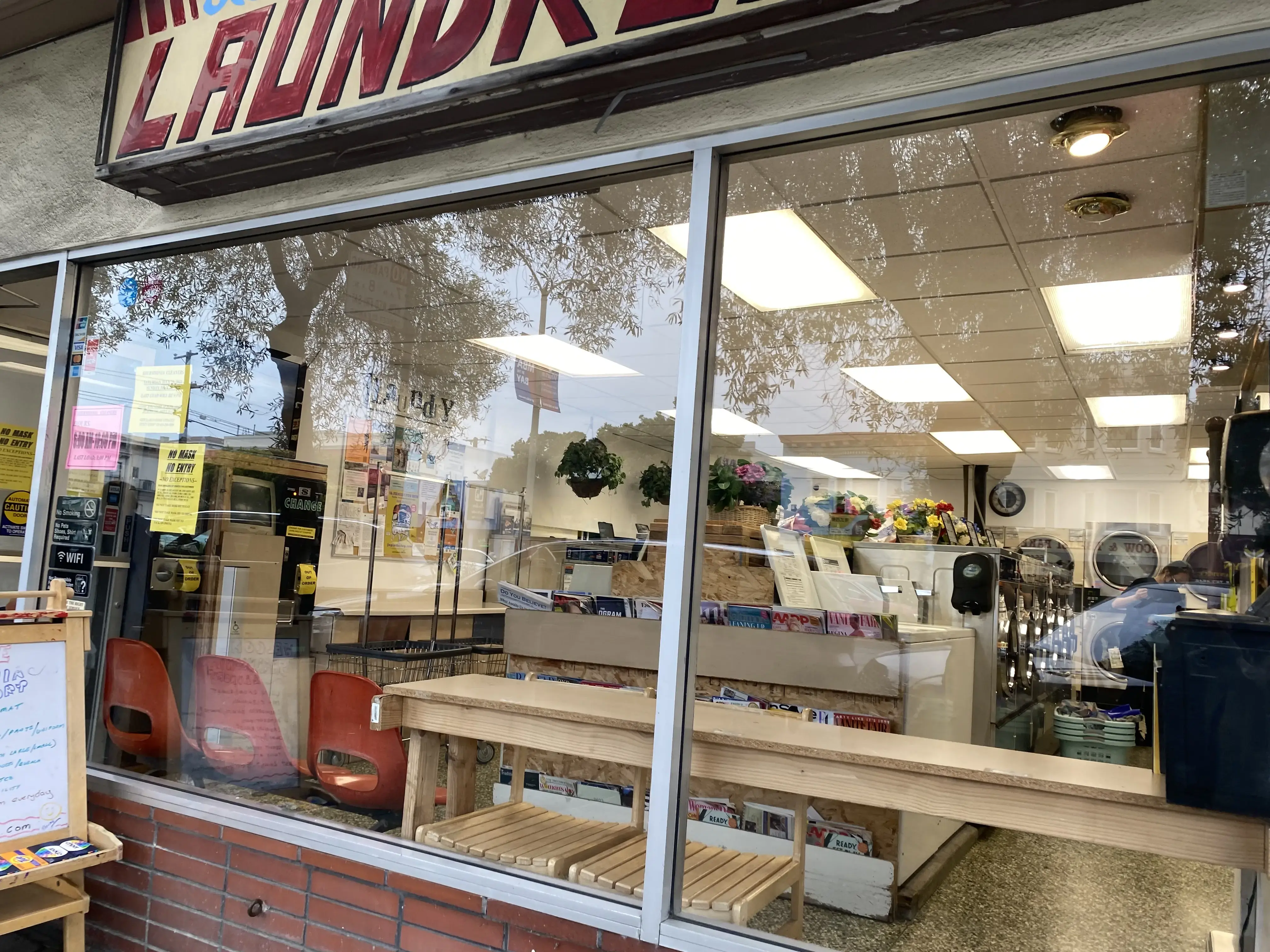 Shermsonia Laundromat - Image 13