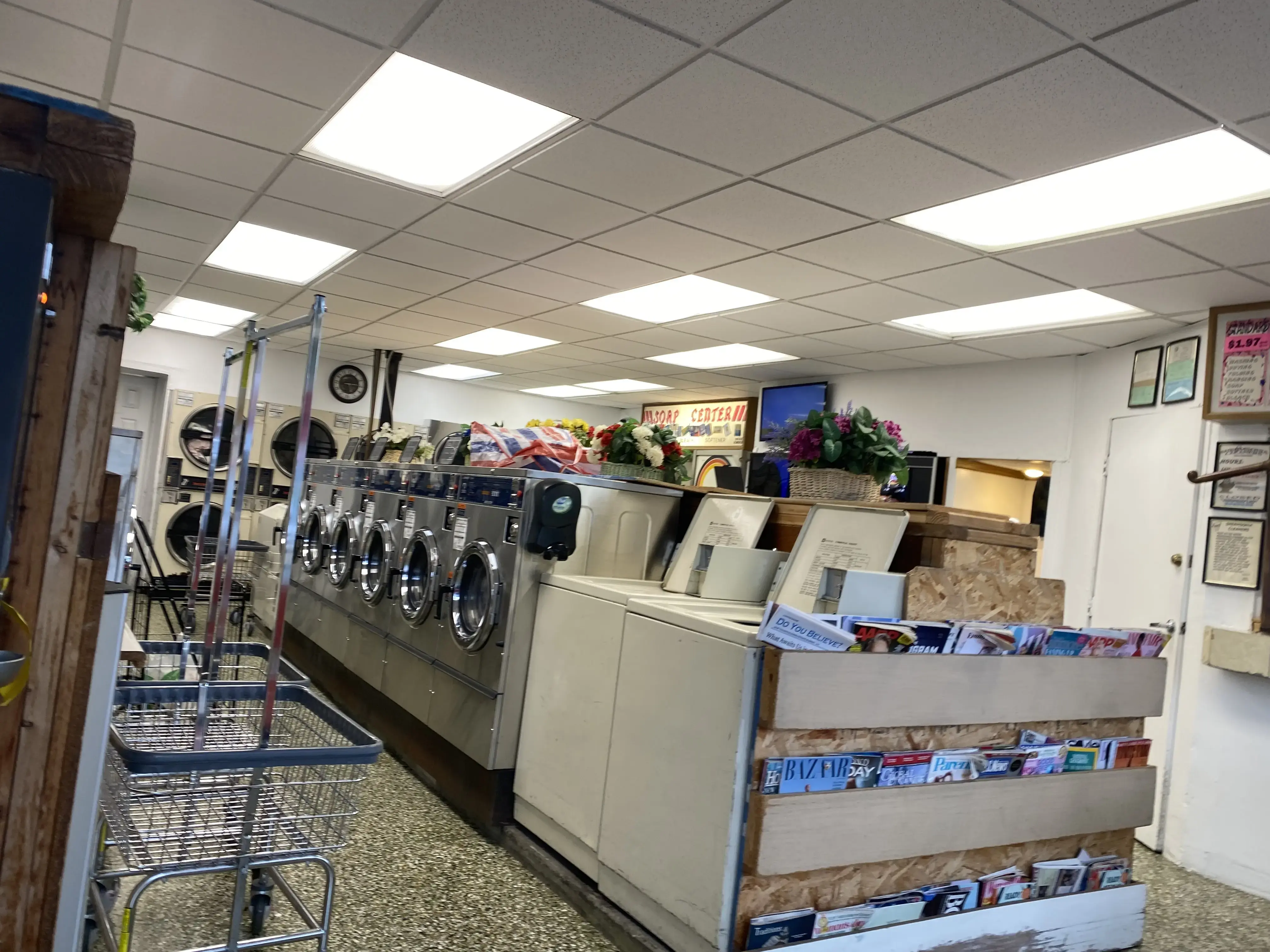 Shermsonia Laundromat thumbnail 2