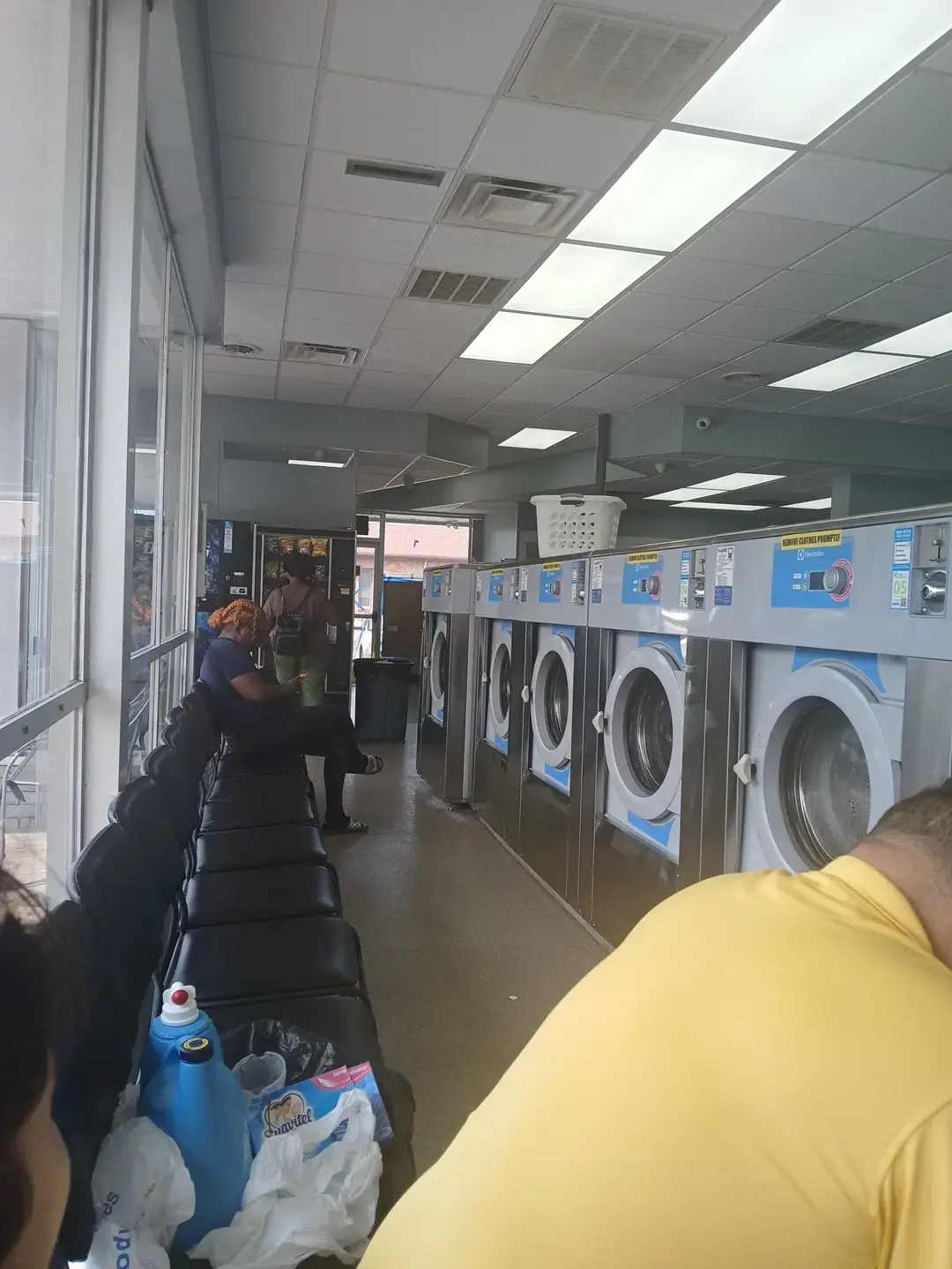 Shiloh Quick Wash Laundromat - Image 20