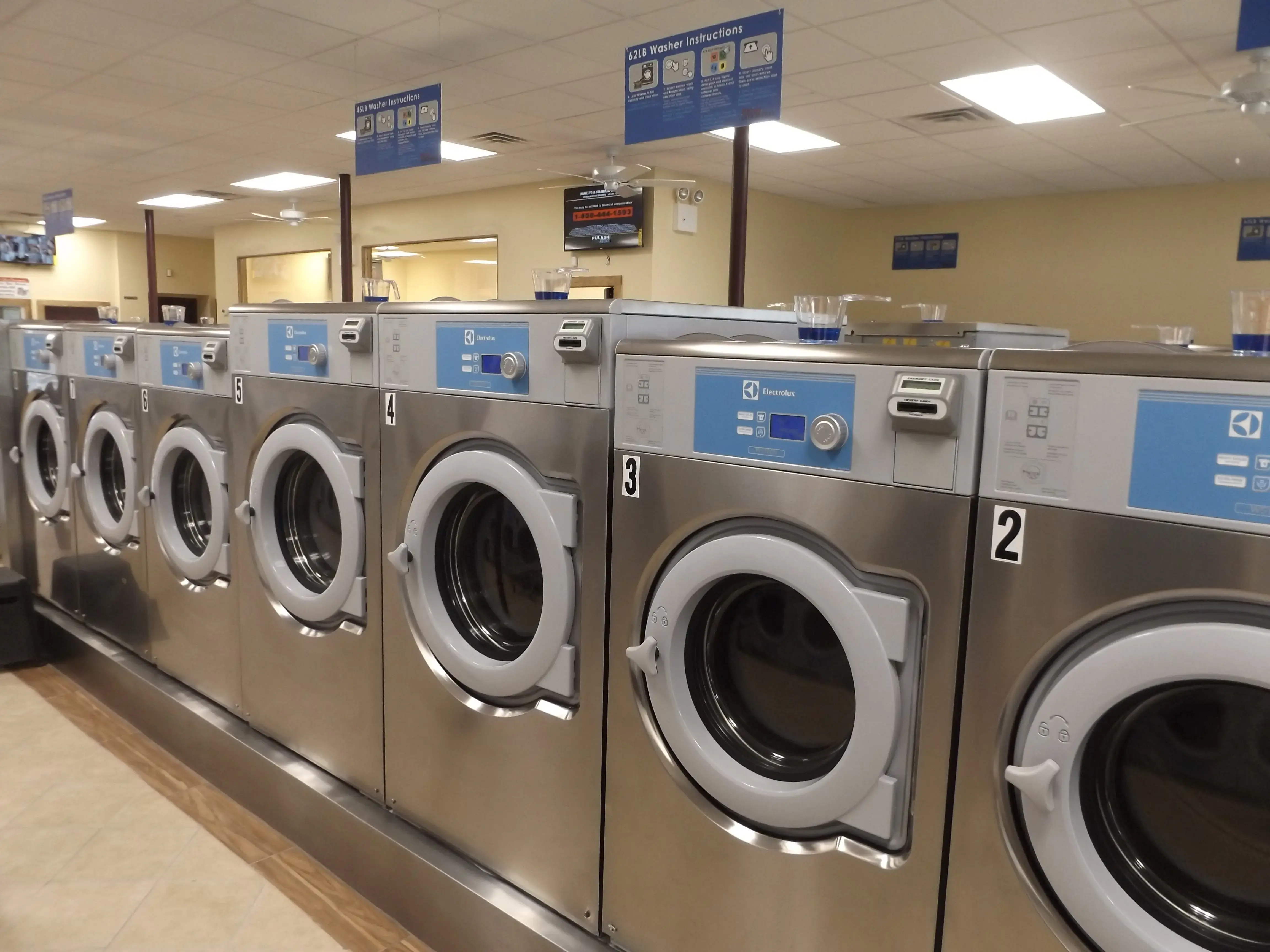Shine Laundromat thumbnail 10