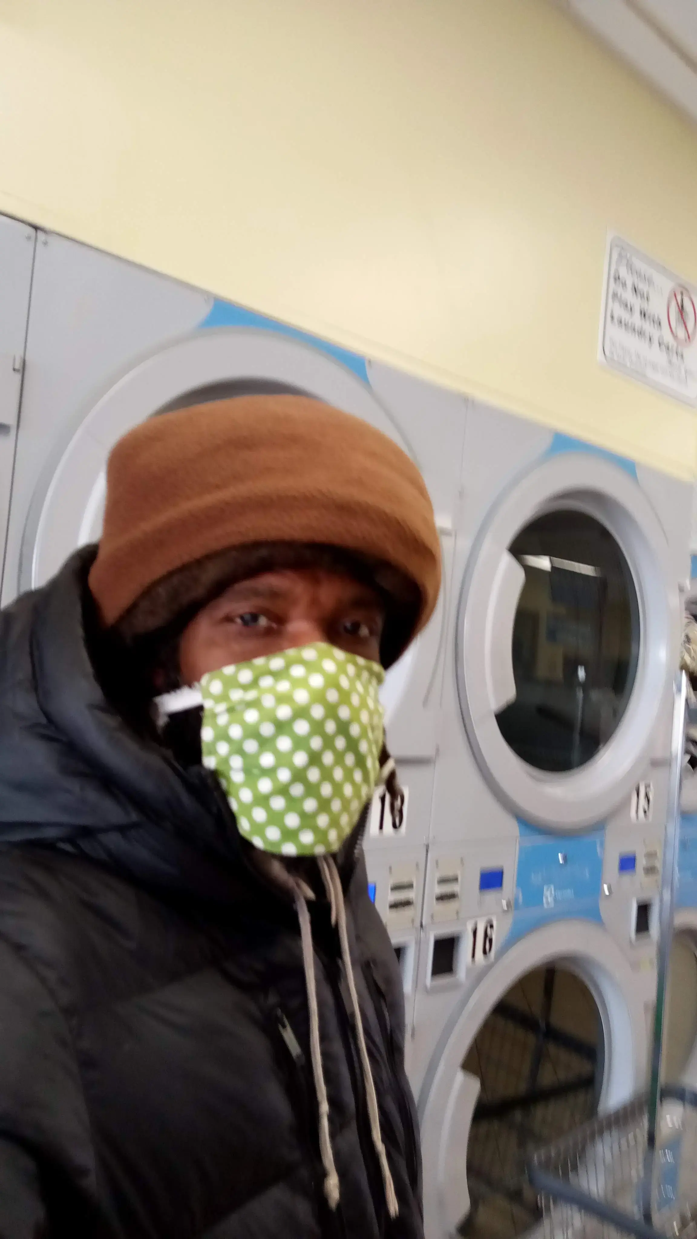 Shine Laundromat thumbnail 6