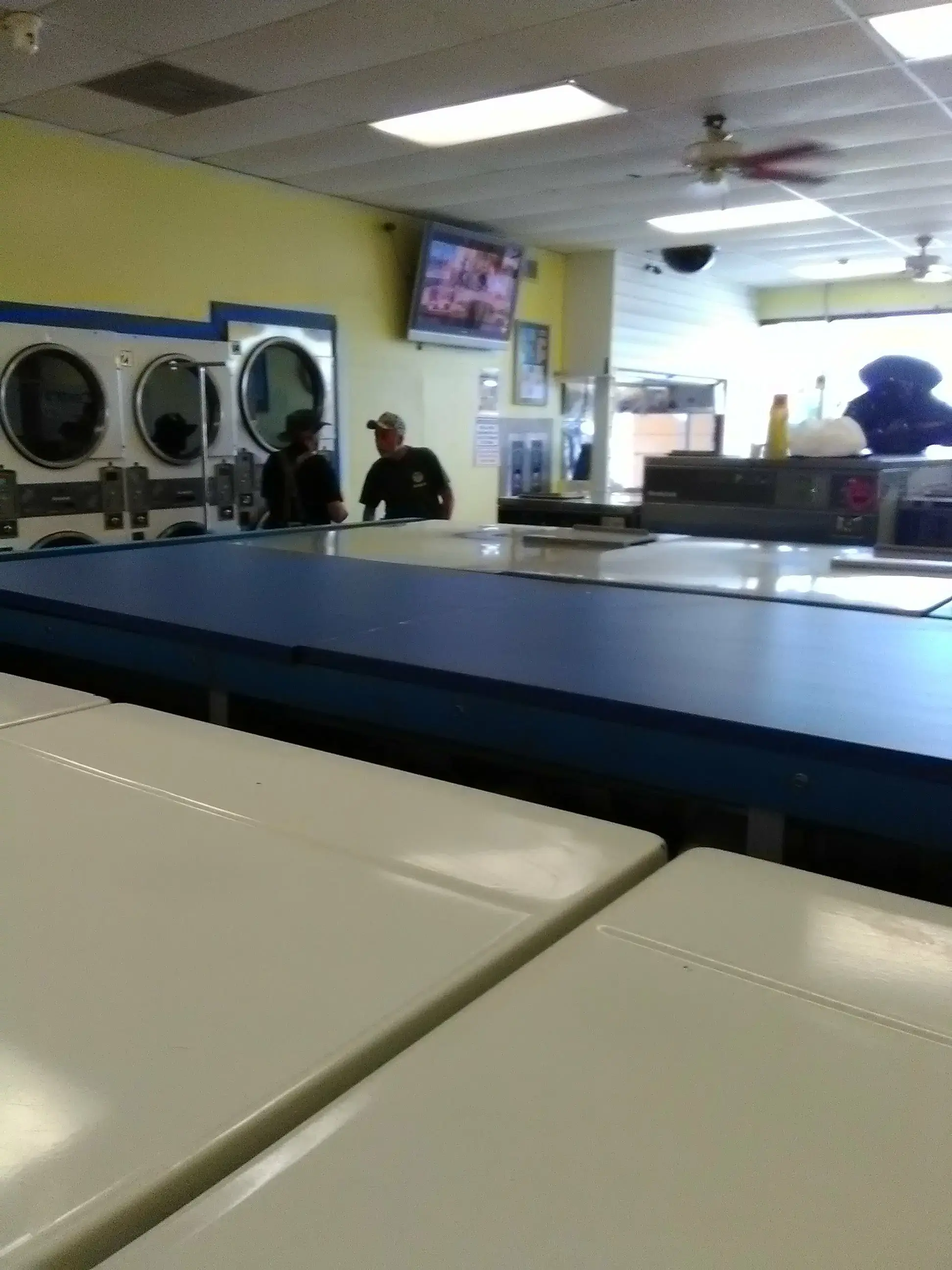 Ship N’ Shore Laundry thumbnail 7