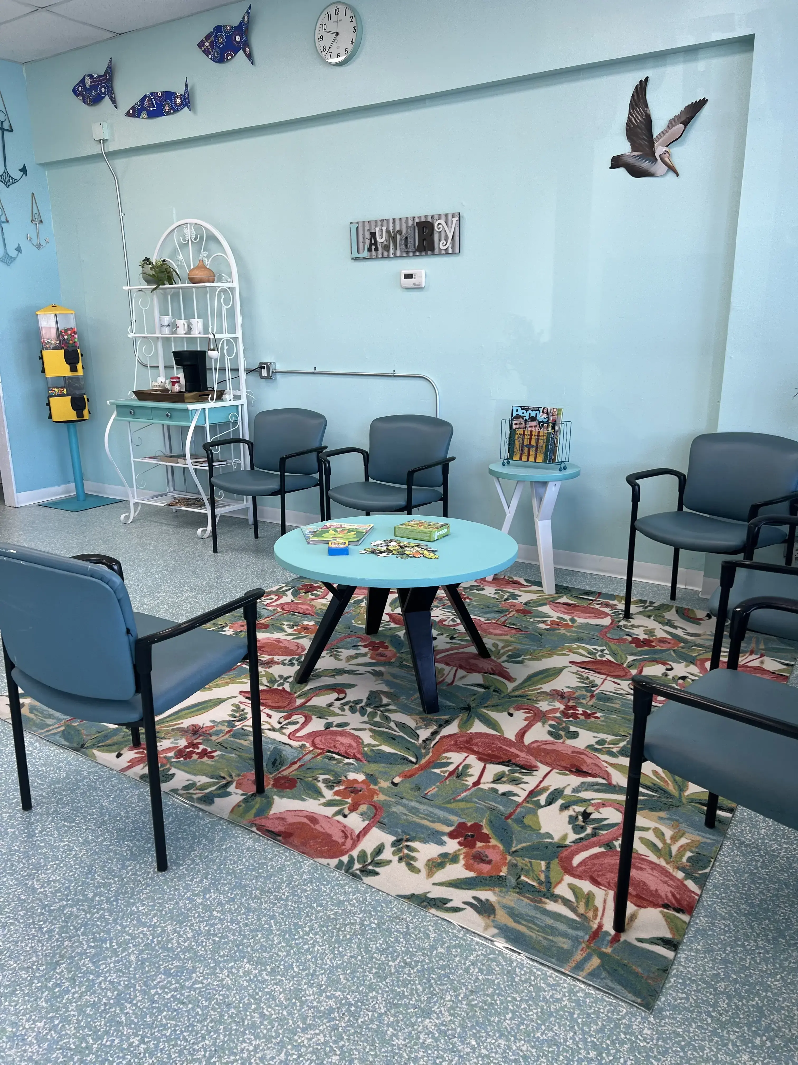 Ship Shape Laundromat - Image 6