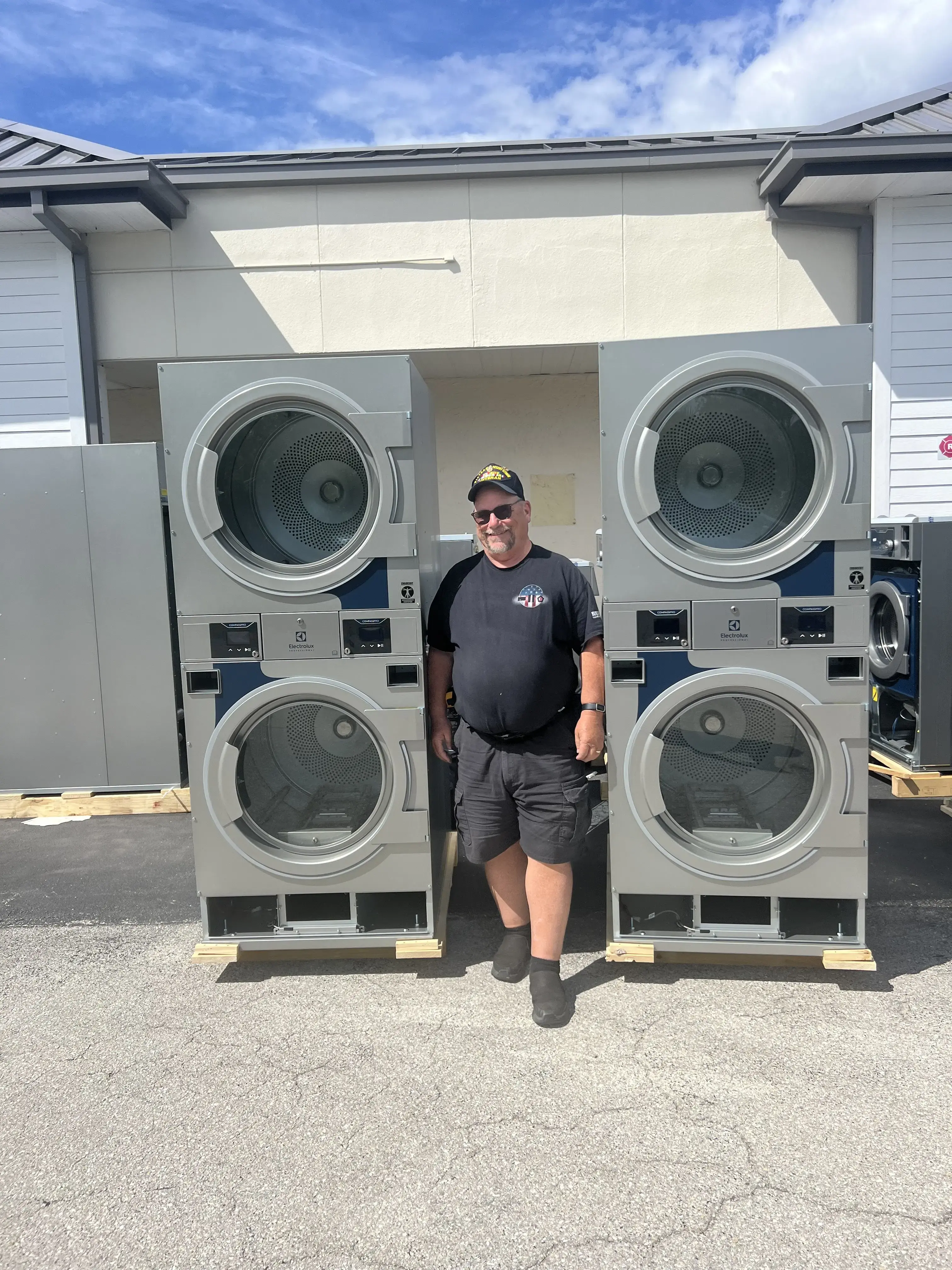 Ship Shape Laundromat - Image 12