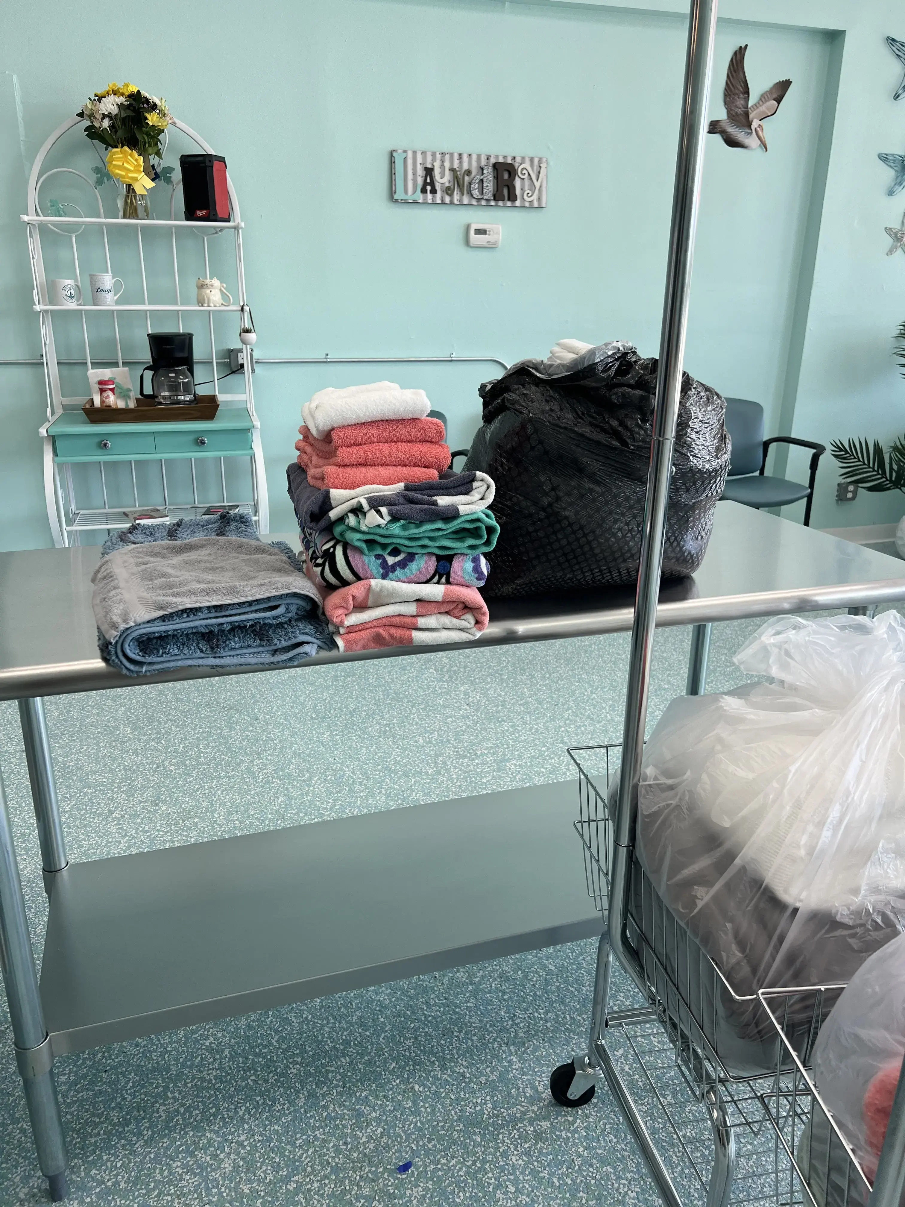 Ship Shape Laundromat - Image 20