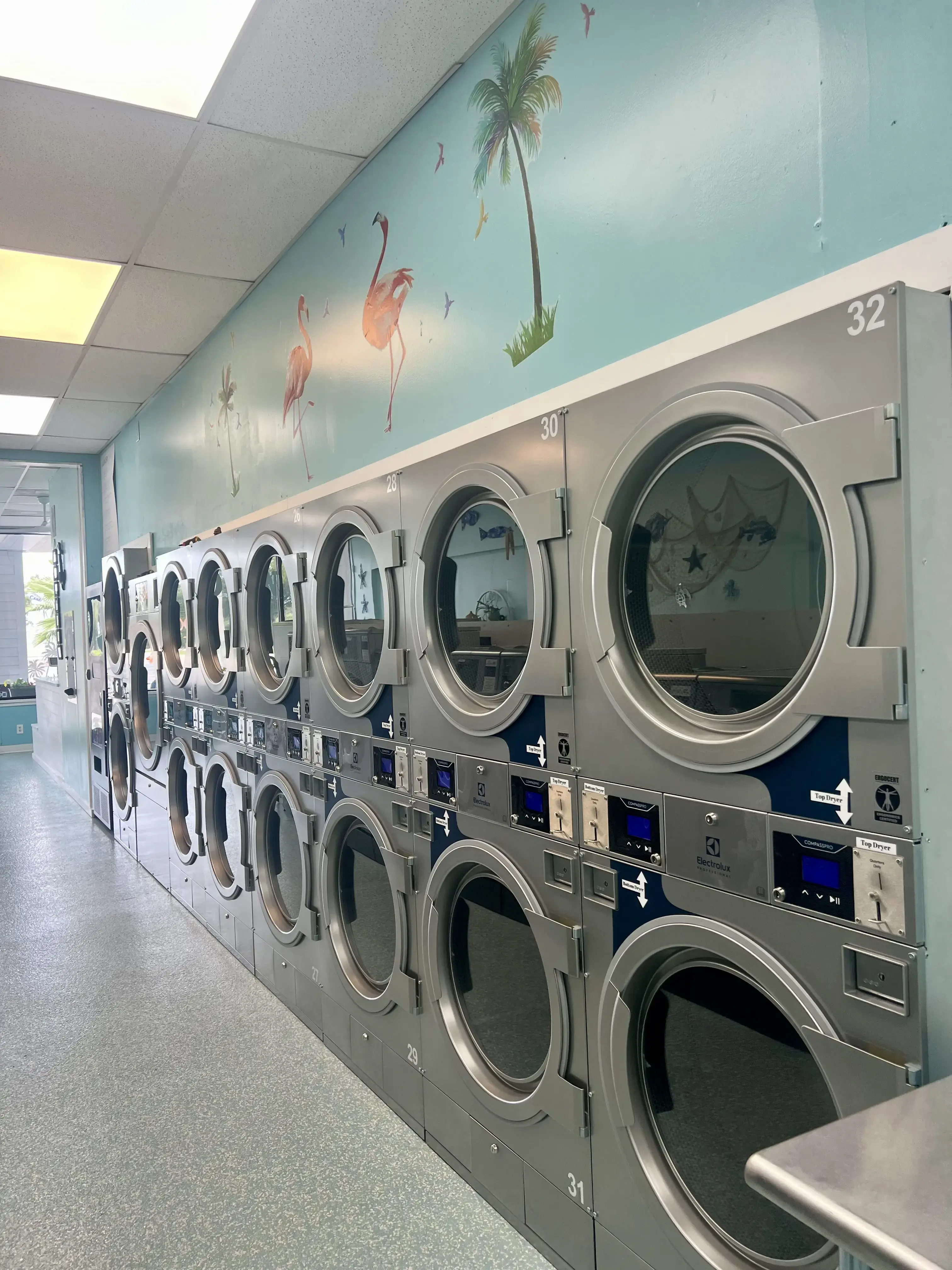Ship Shape Laundromat thumbnail 2