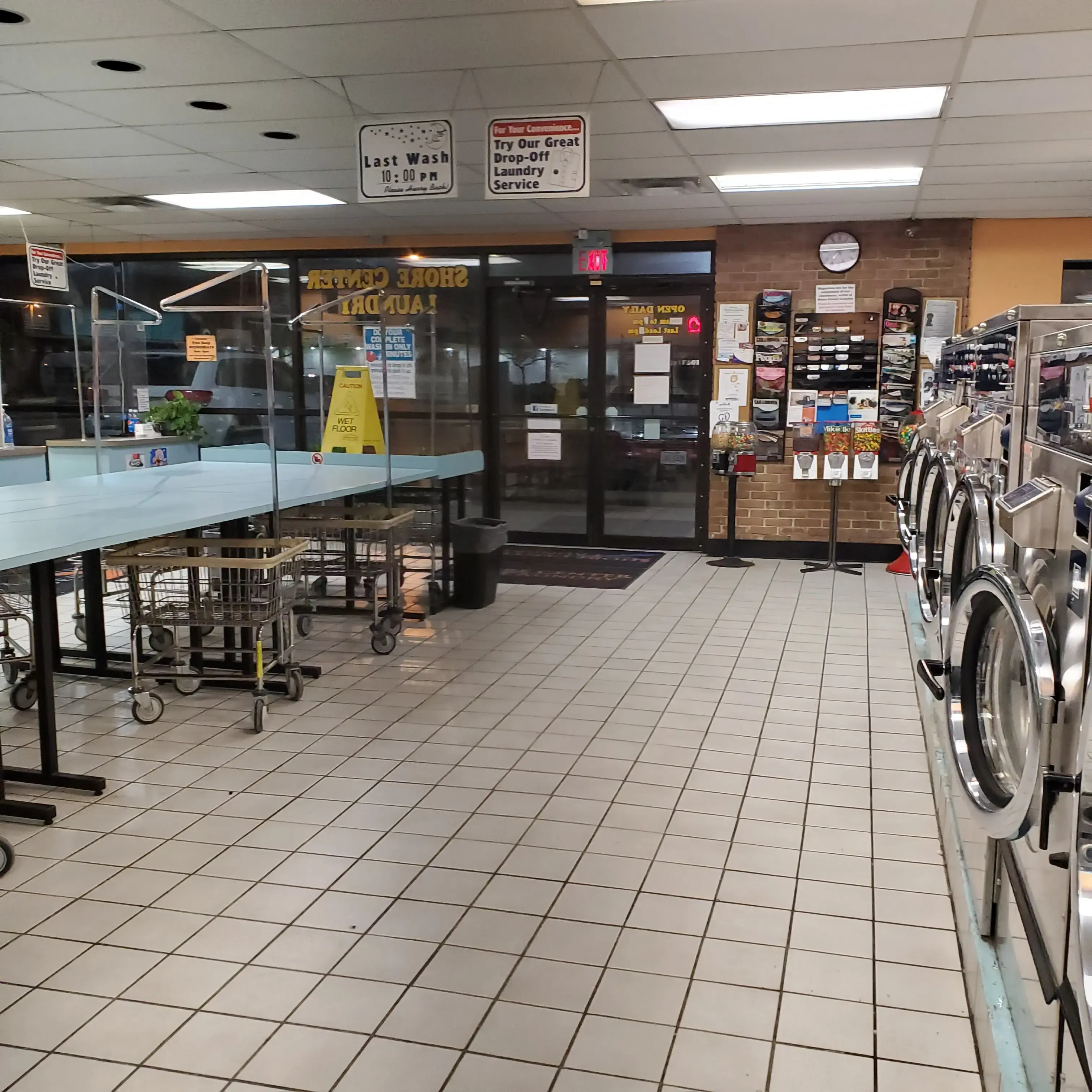 Shore Center Laundry thumbnail 7
