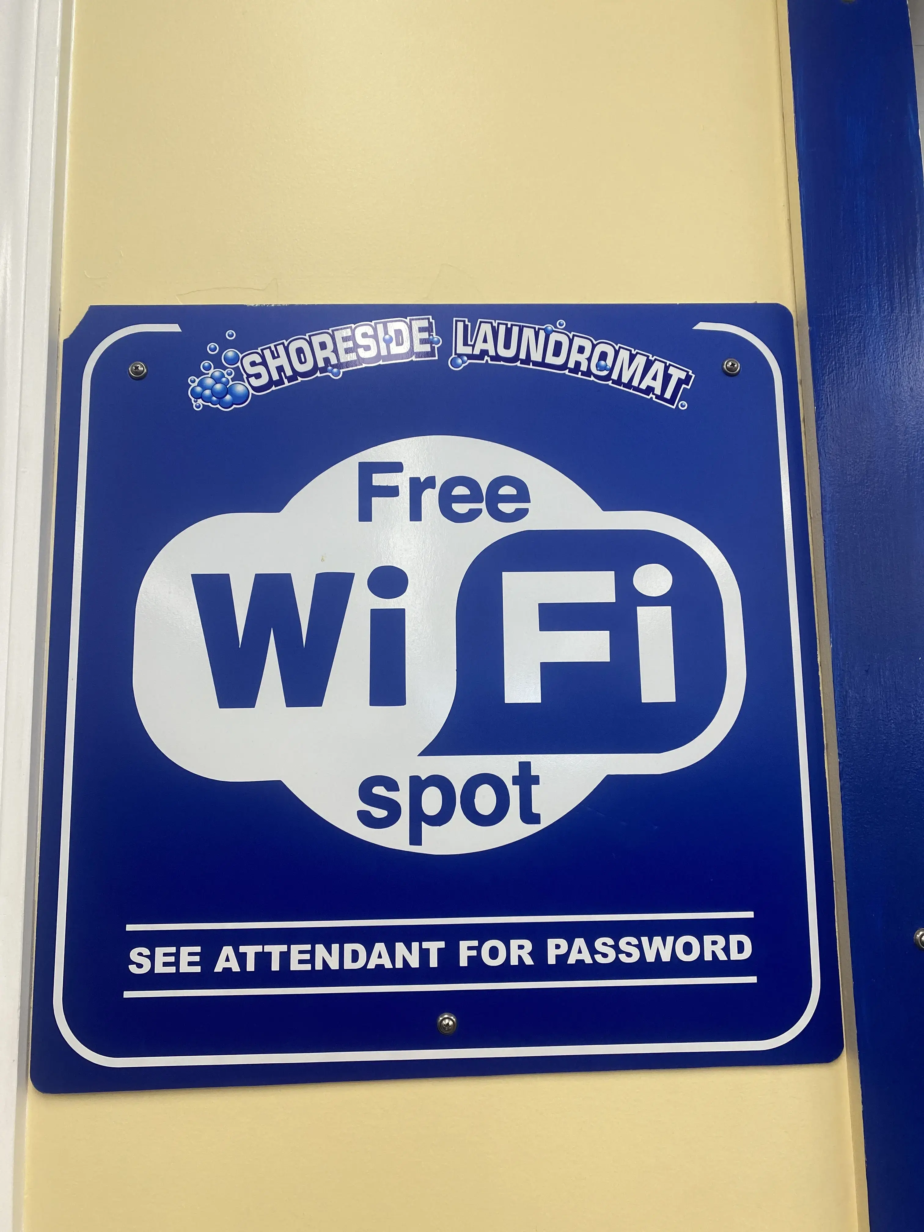 Shoreside Laundromat - Image 17