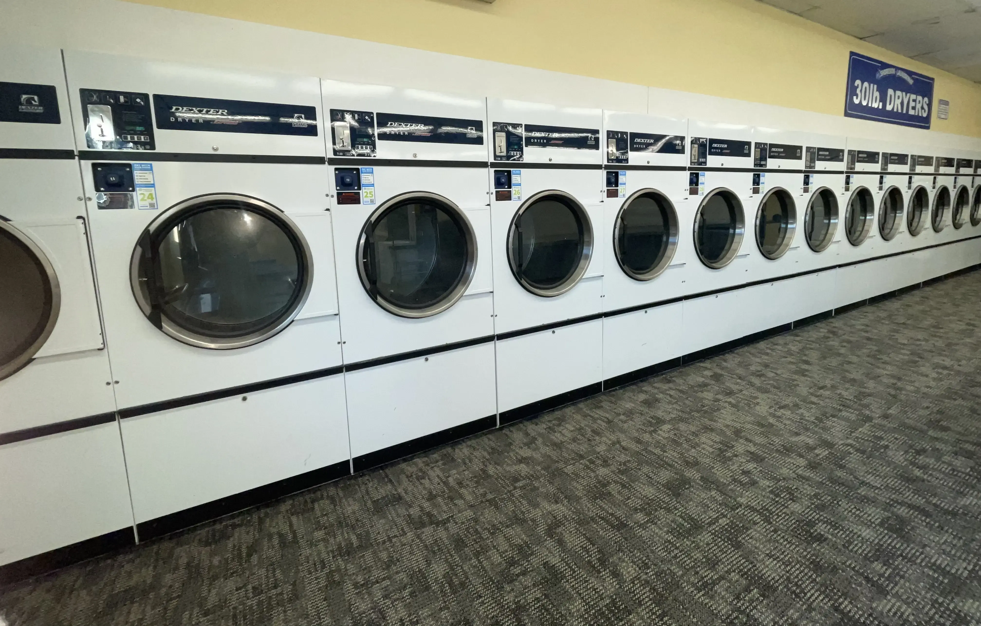 Shoreside Laundromat thumbnail 3