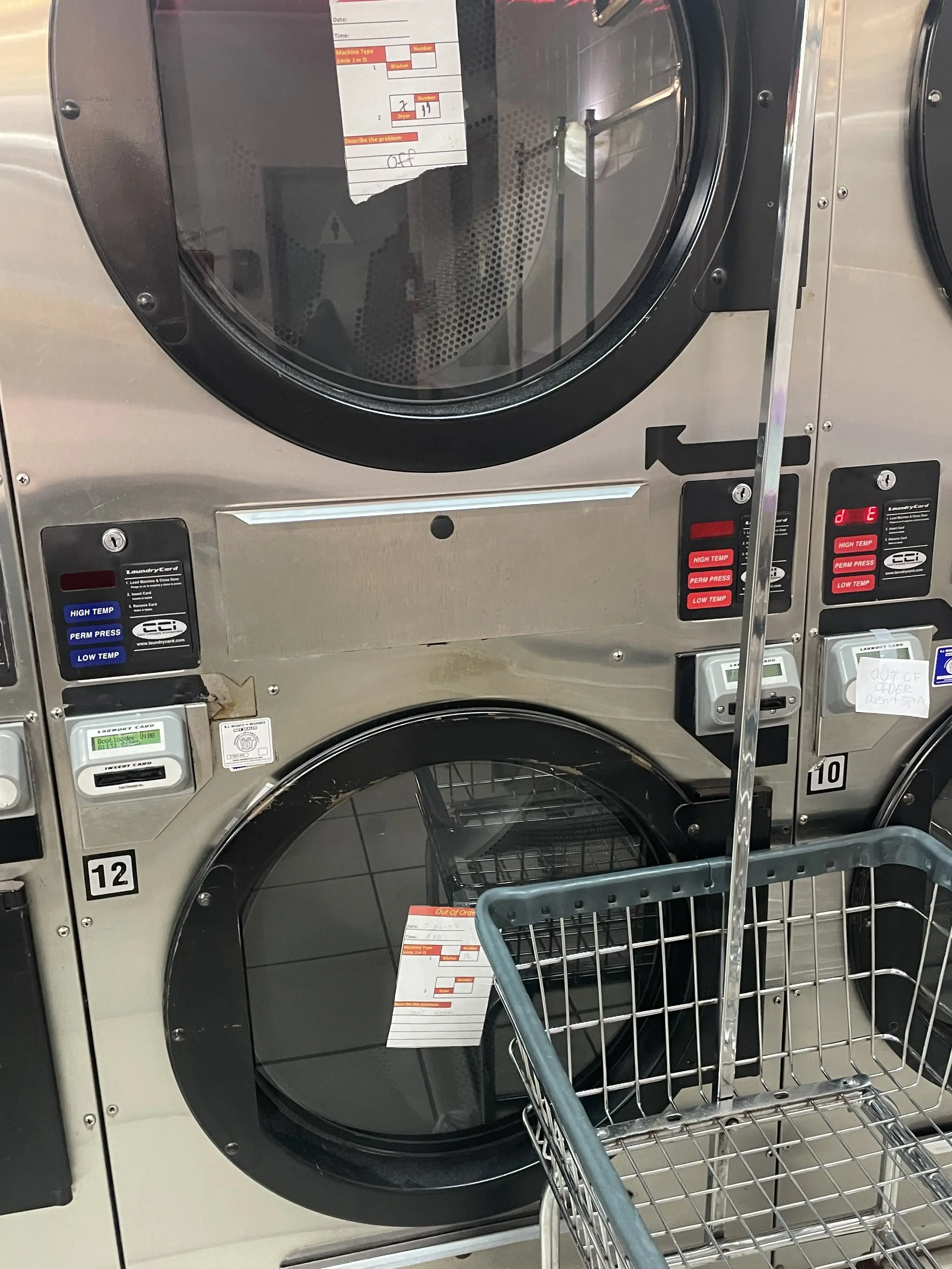 Showcase Laundromat thumbnail 2