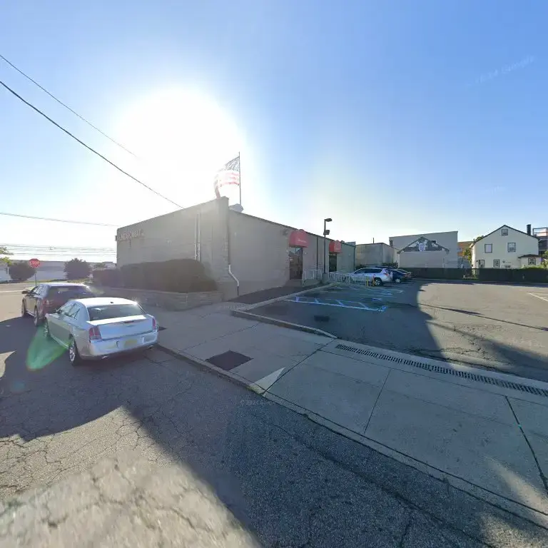 Showcase Laundromat - Image 17