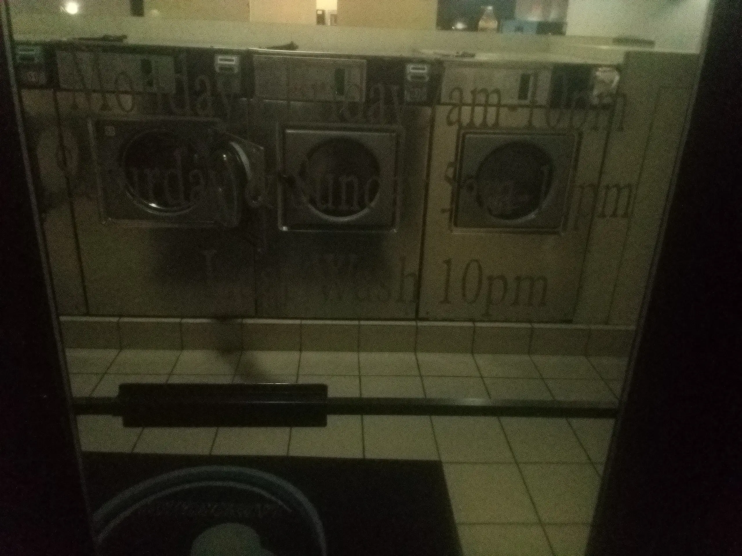 Showcase Laundromat thumbnail 18