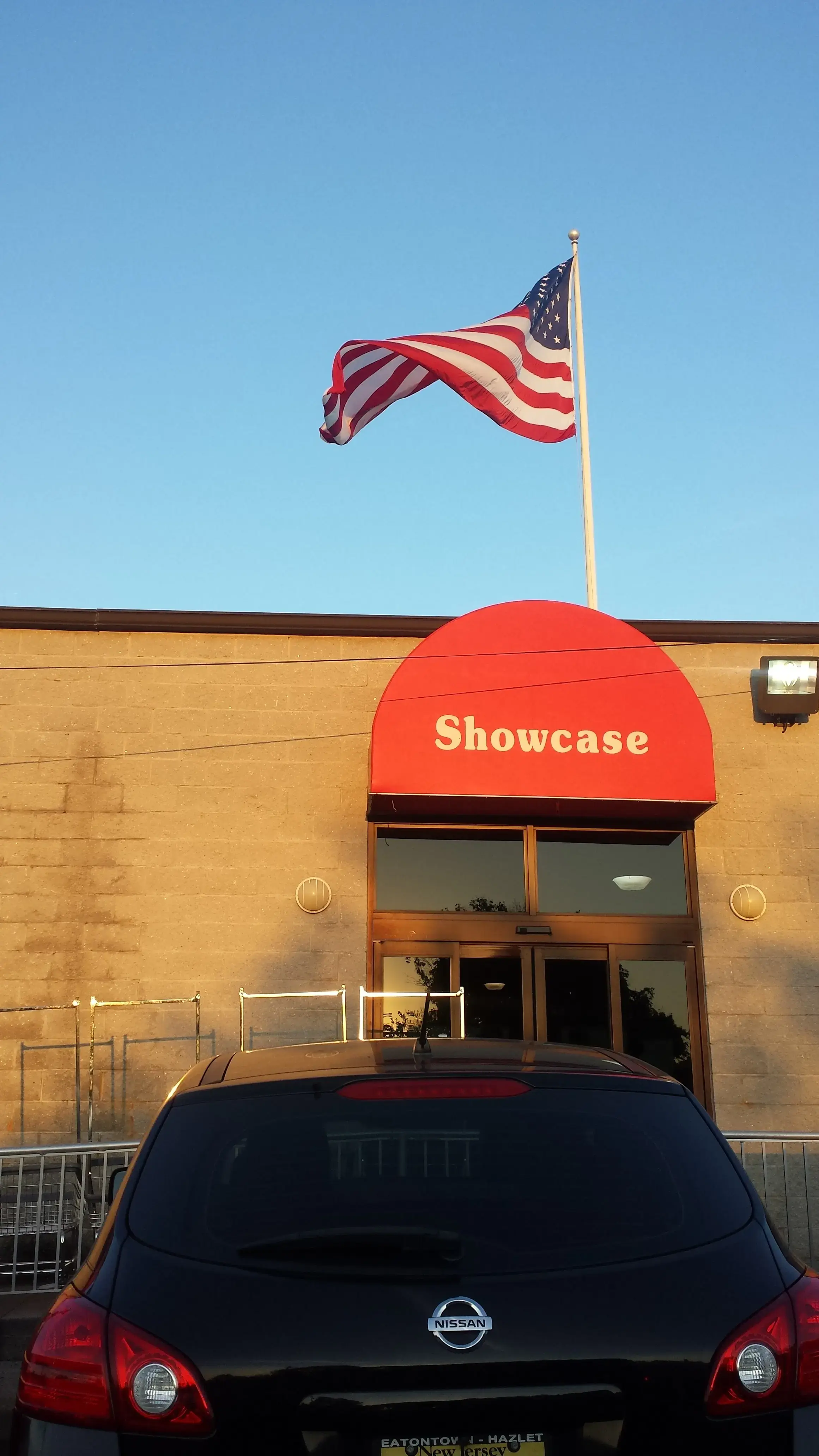 Showcase Laundromat - Image 7
