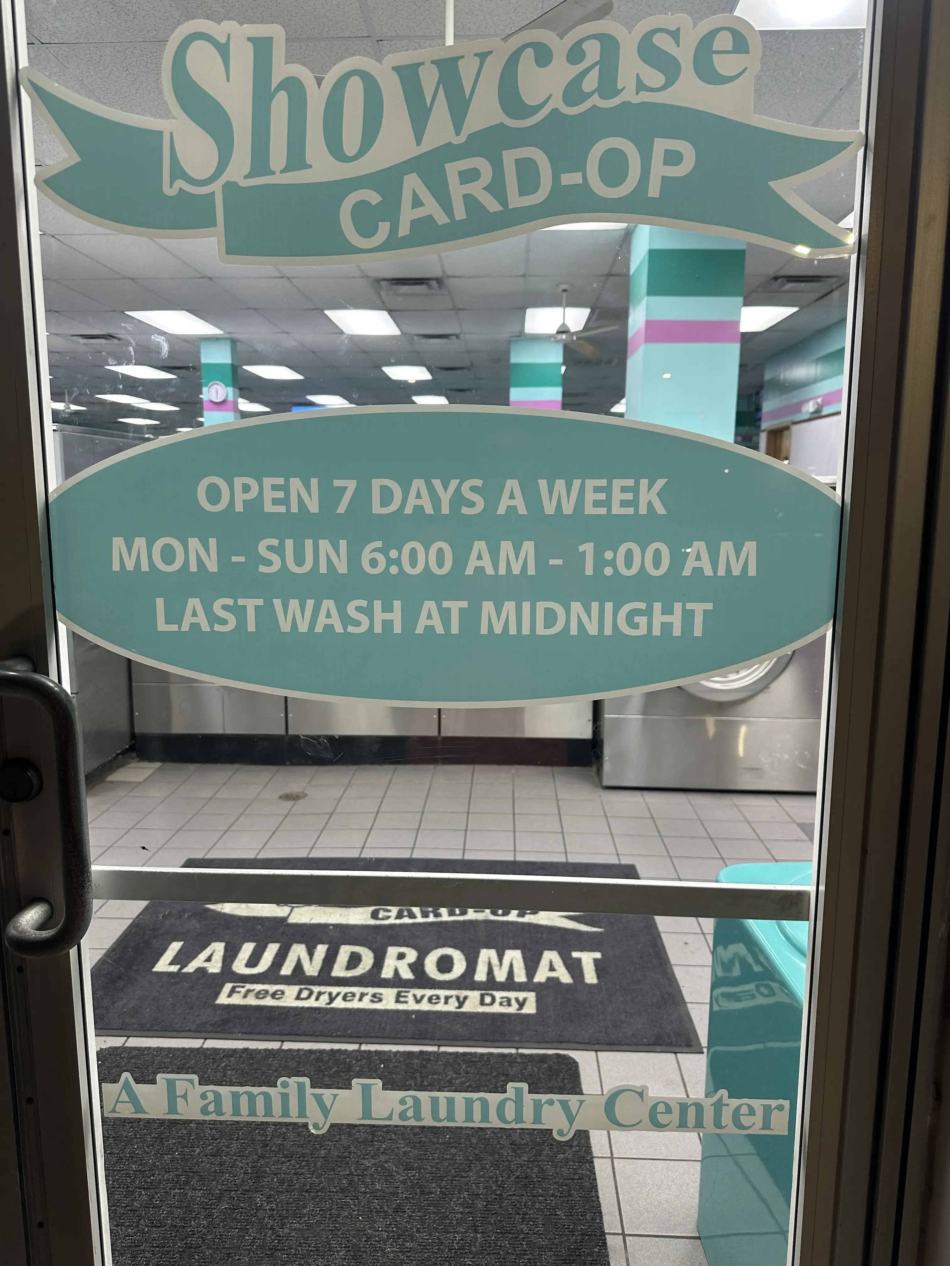 Showcase Laundromat thumbnail 11