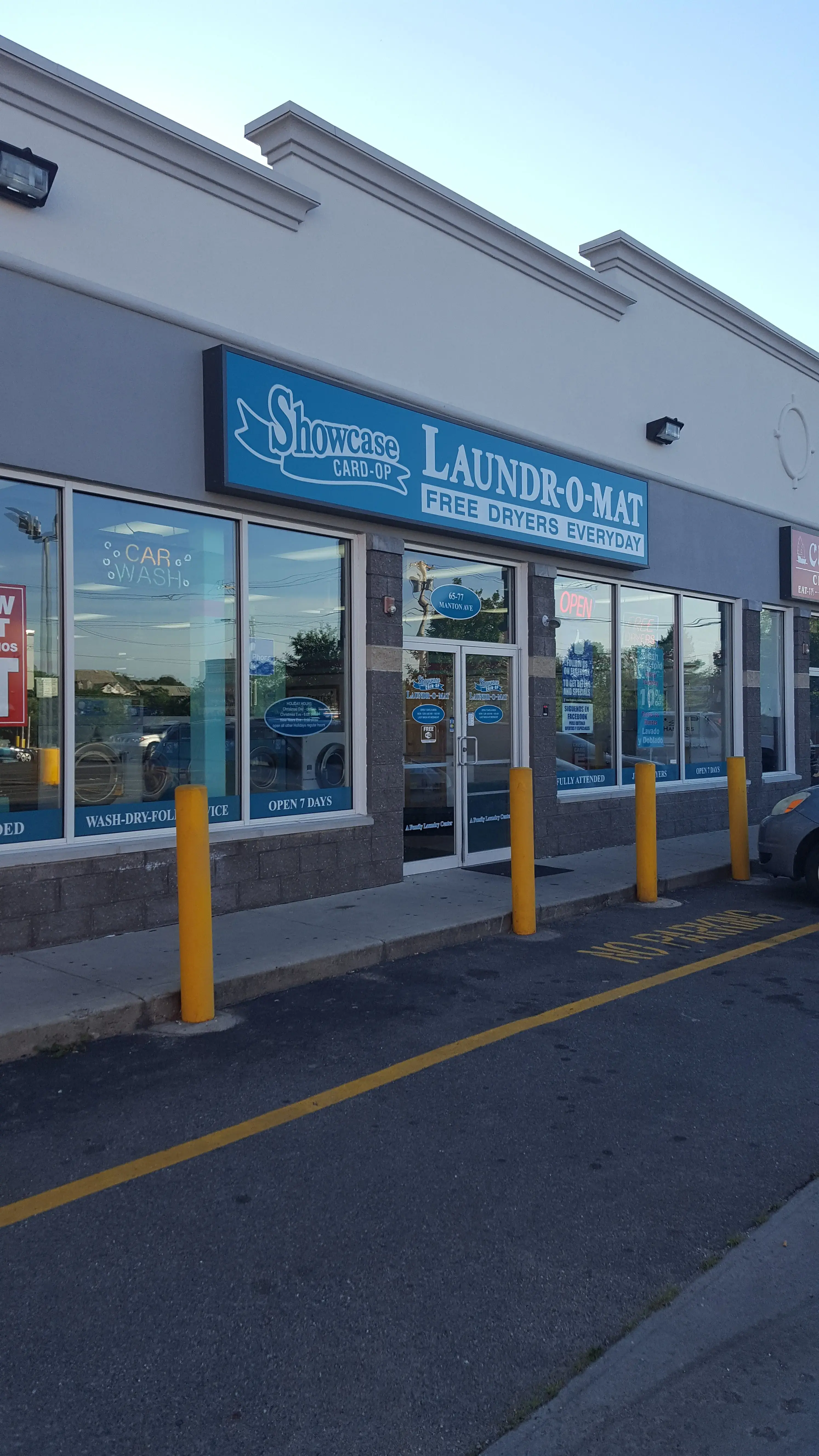 Showcase Laundromat - Image 9