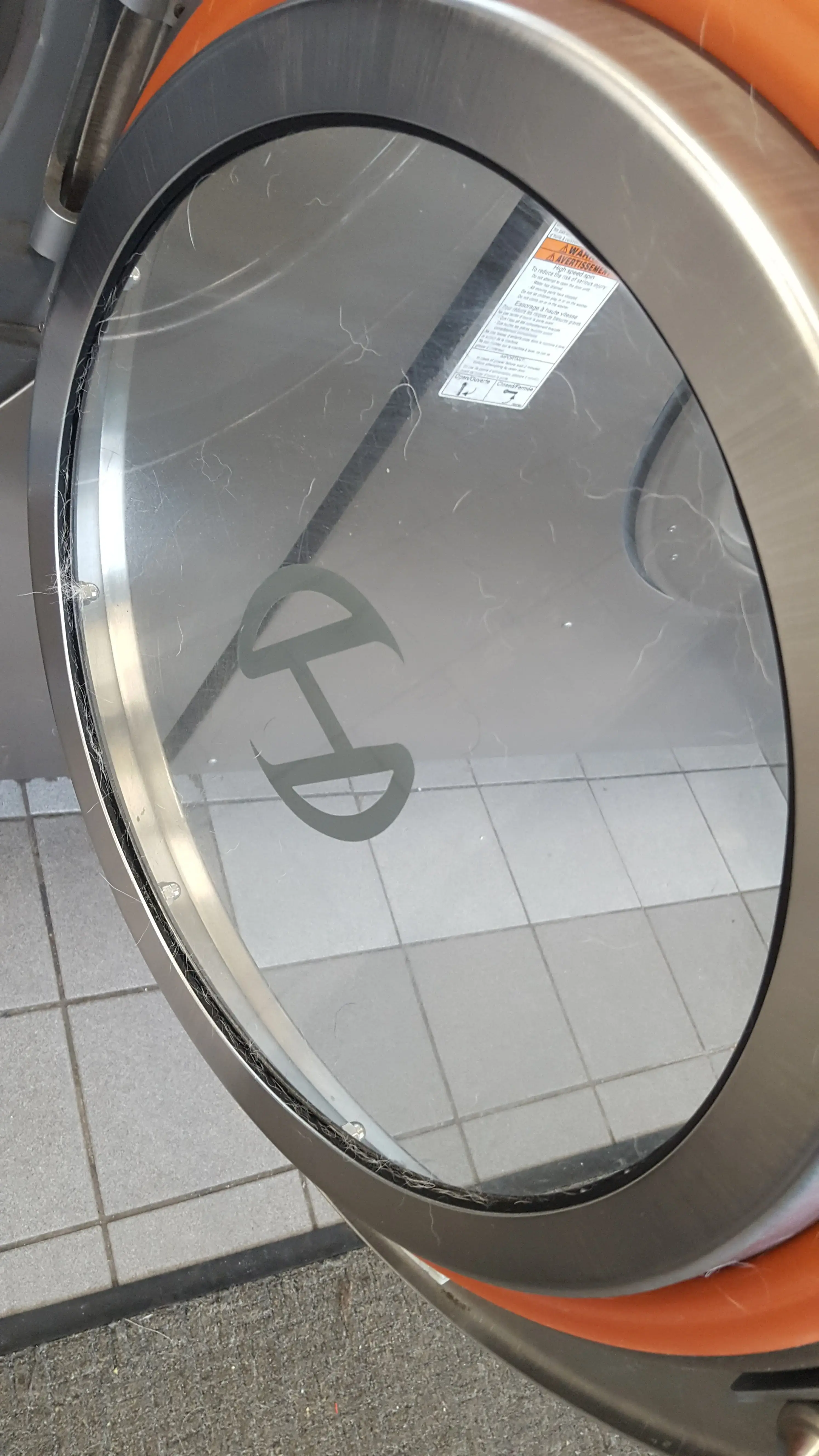 Showcase Laundromat thumbnail 20