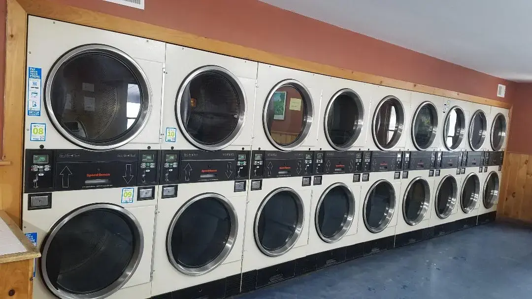 Side Street Laundromat location