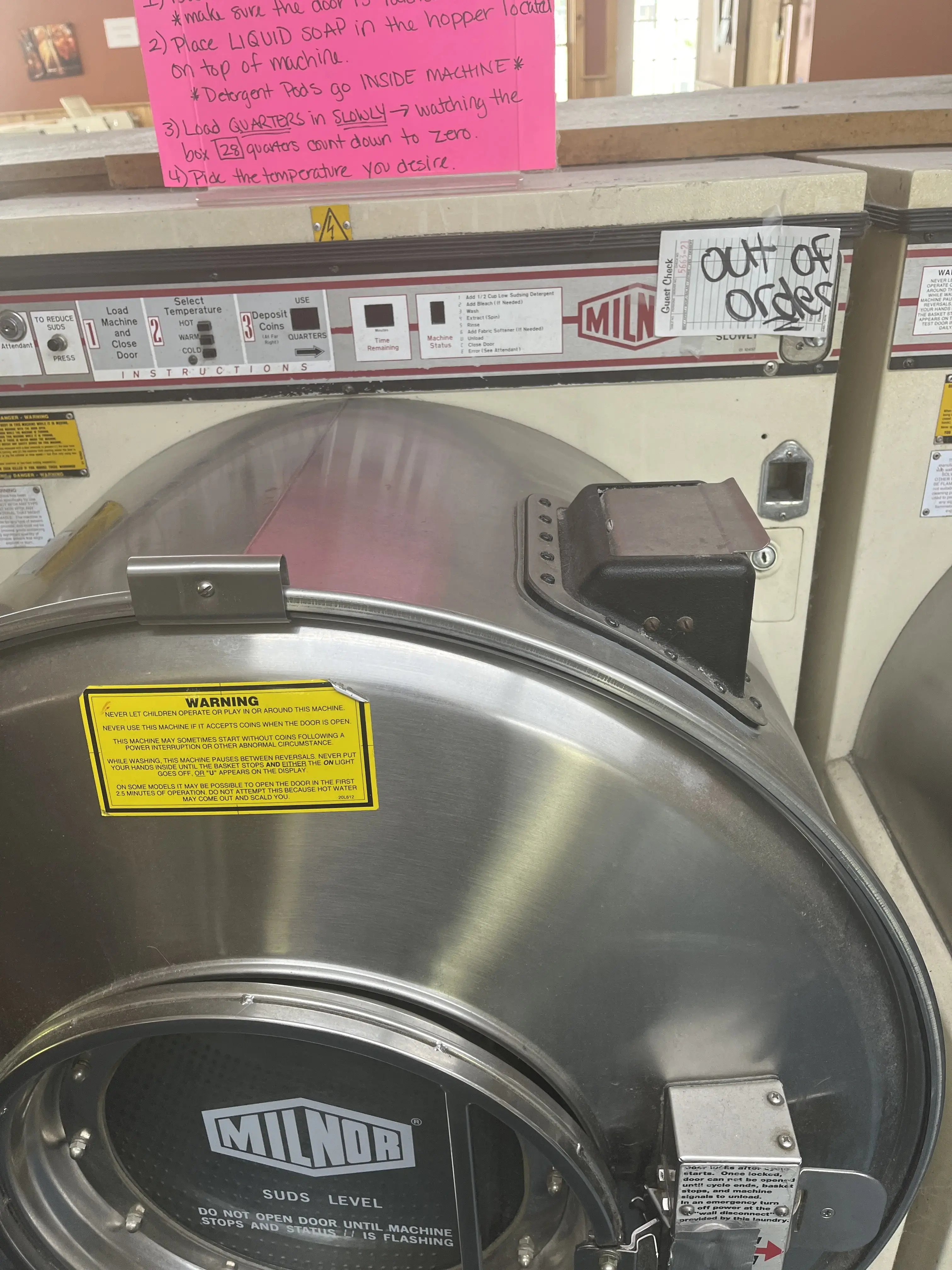 Side Street Laundromat thumbnail 14
