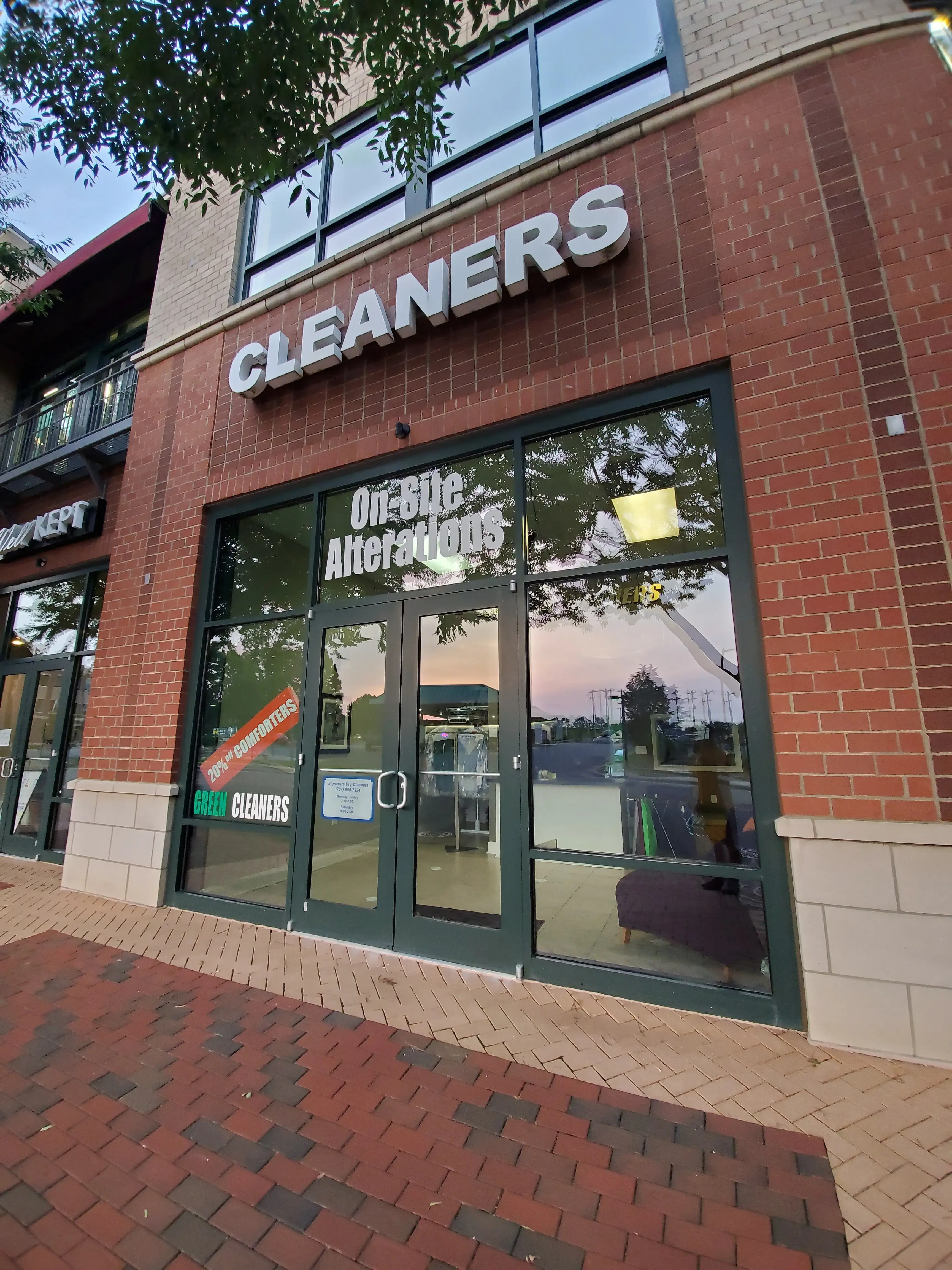 Signature Dry Cleaners thumbnail 2