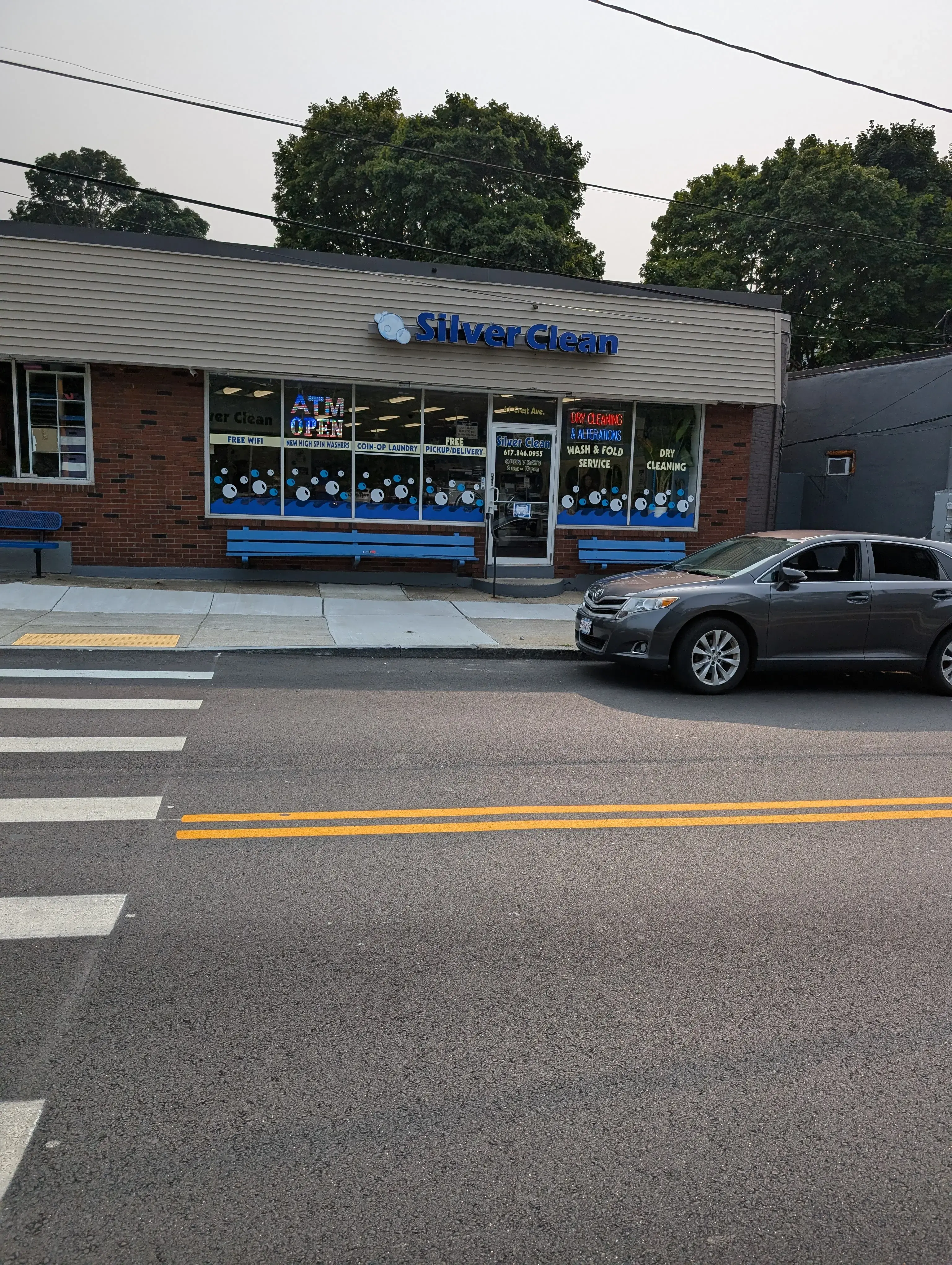 Silver Clean Laundromat thumbnail 6