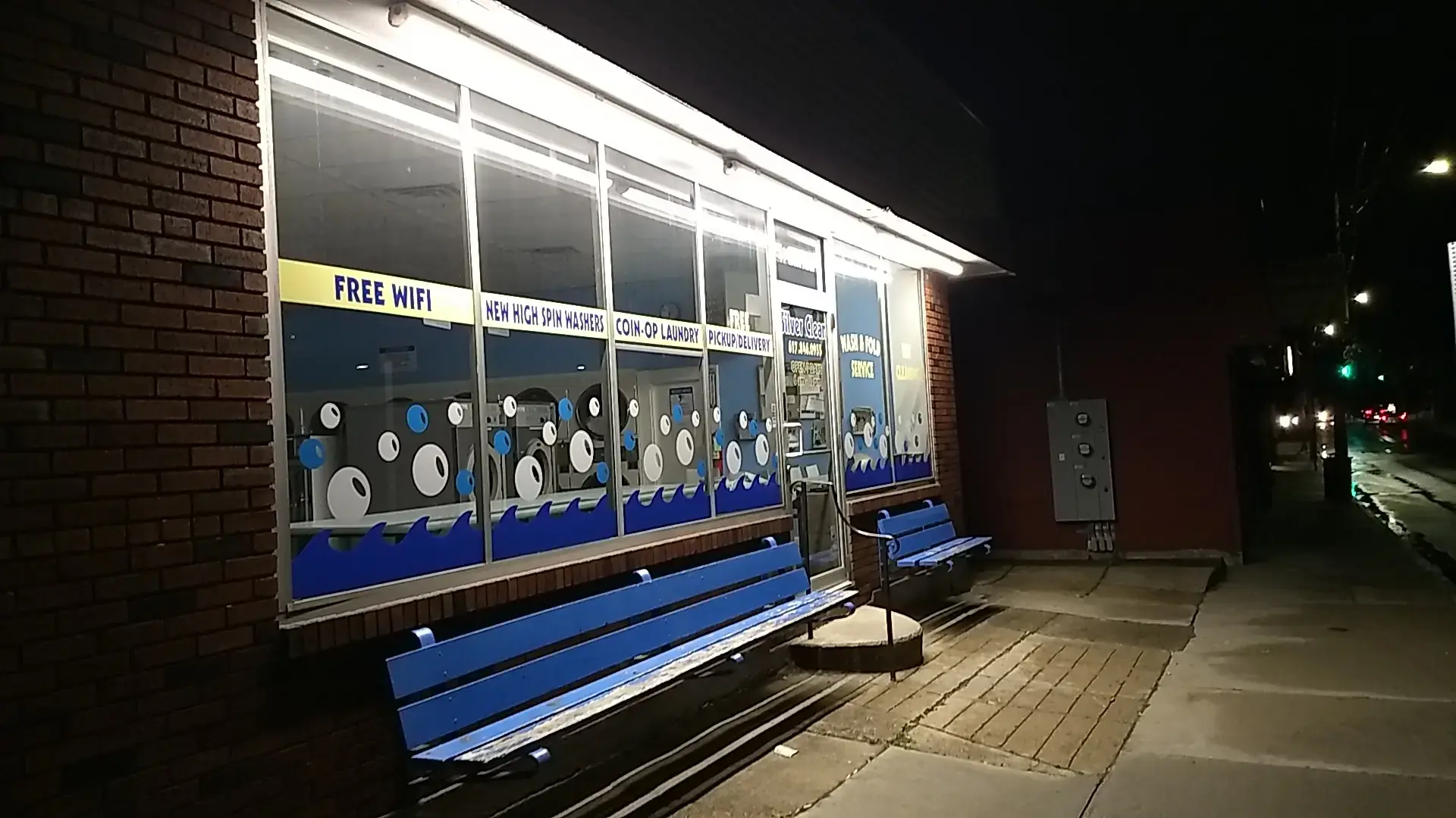 Silver Clean Laundromat - Image 11