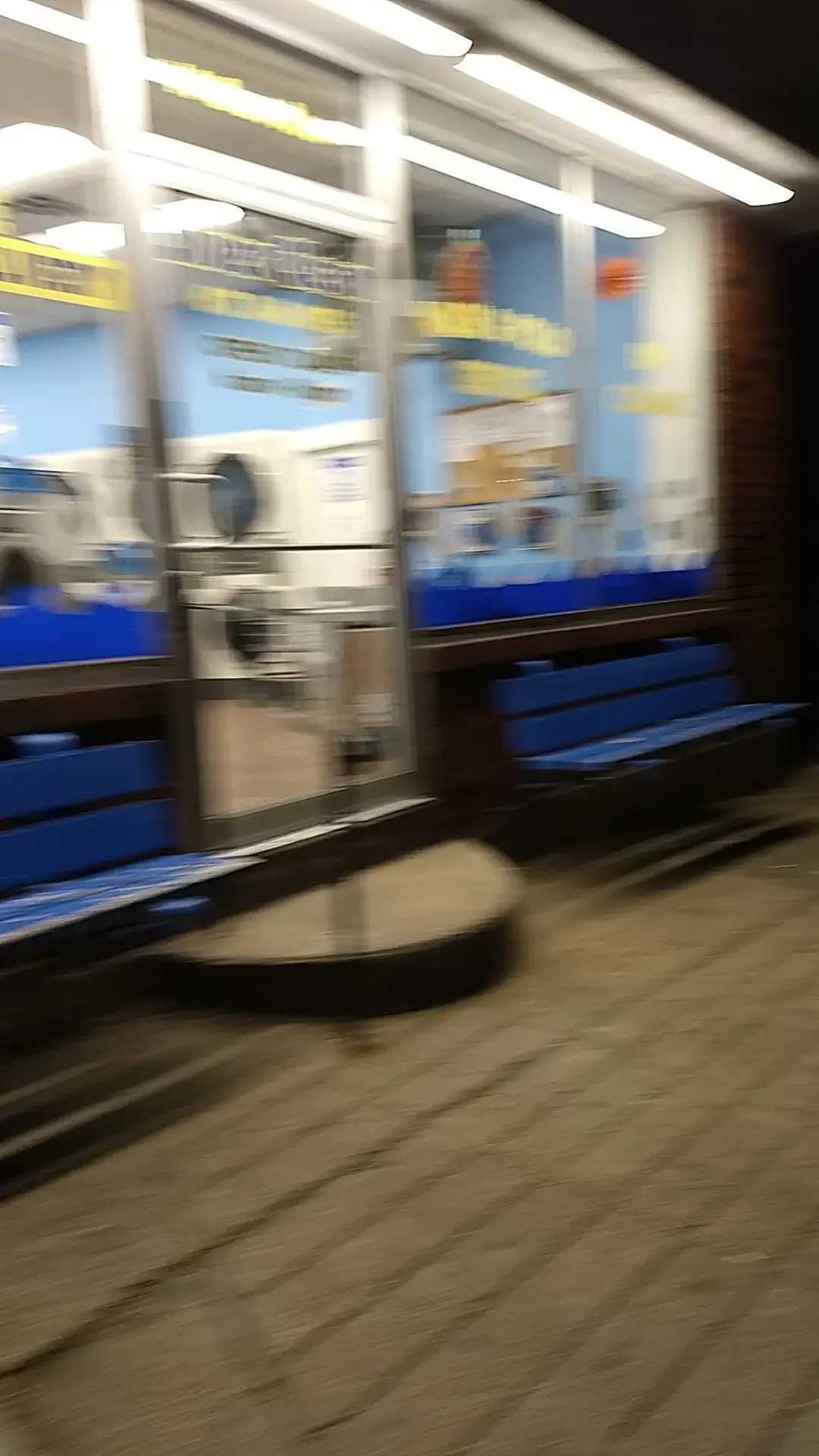 Silver Clean Laundromat - Image 15