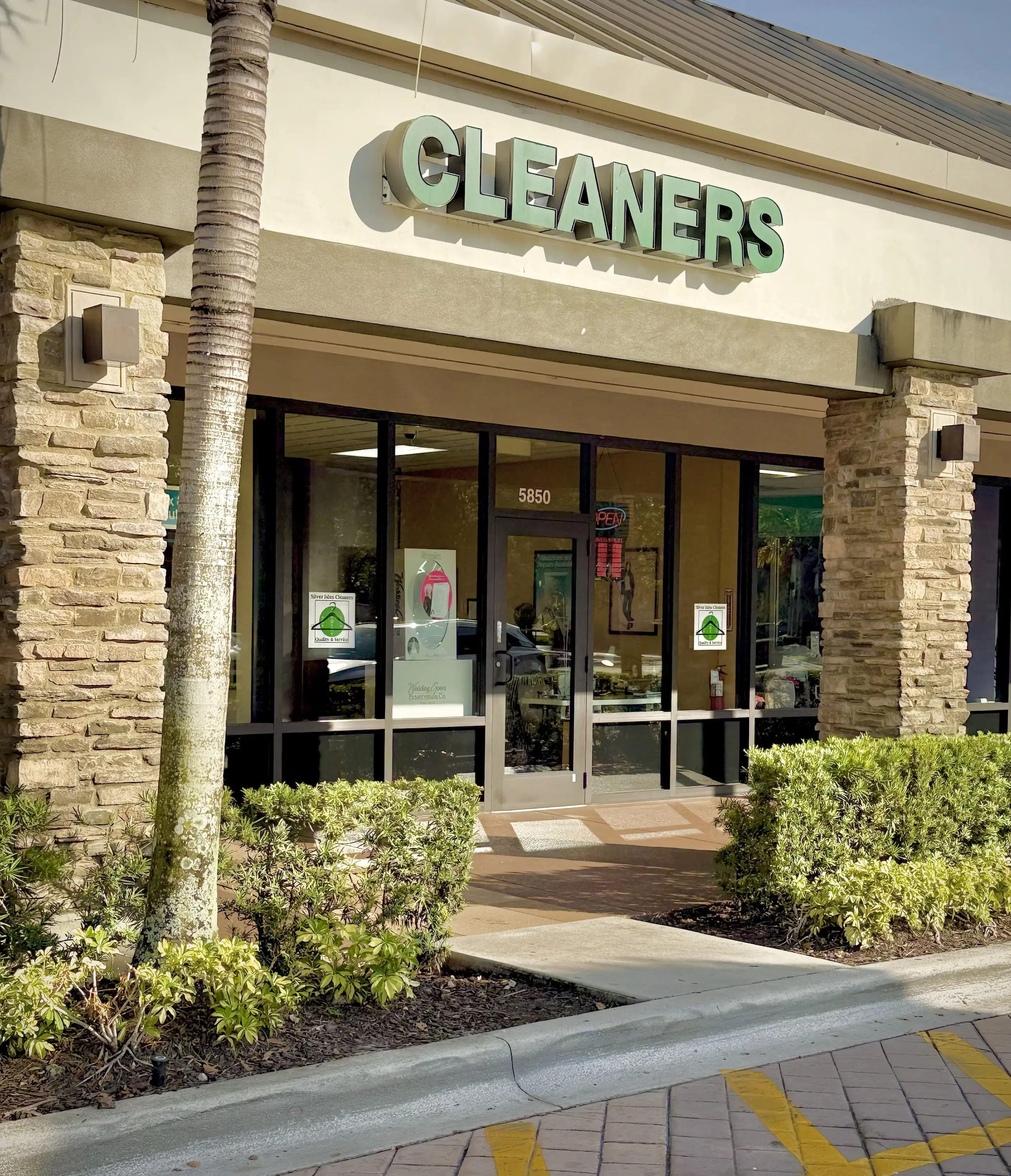 Silver Isles Cleaners @ Countryside Shops - Image 2