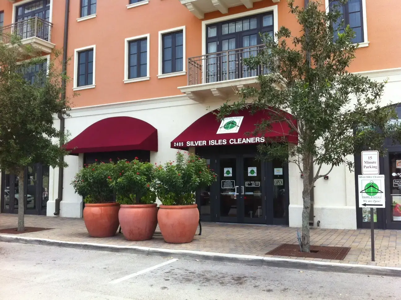 Silver Isles Cleaners @ Miramar Town Center - Image 19