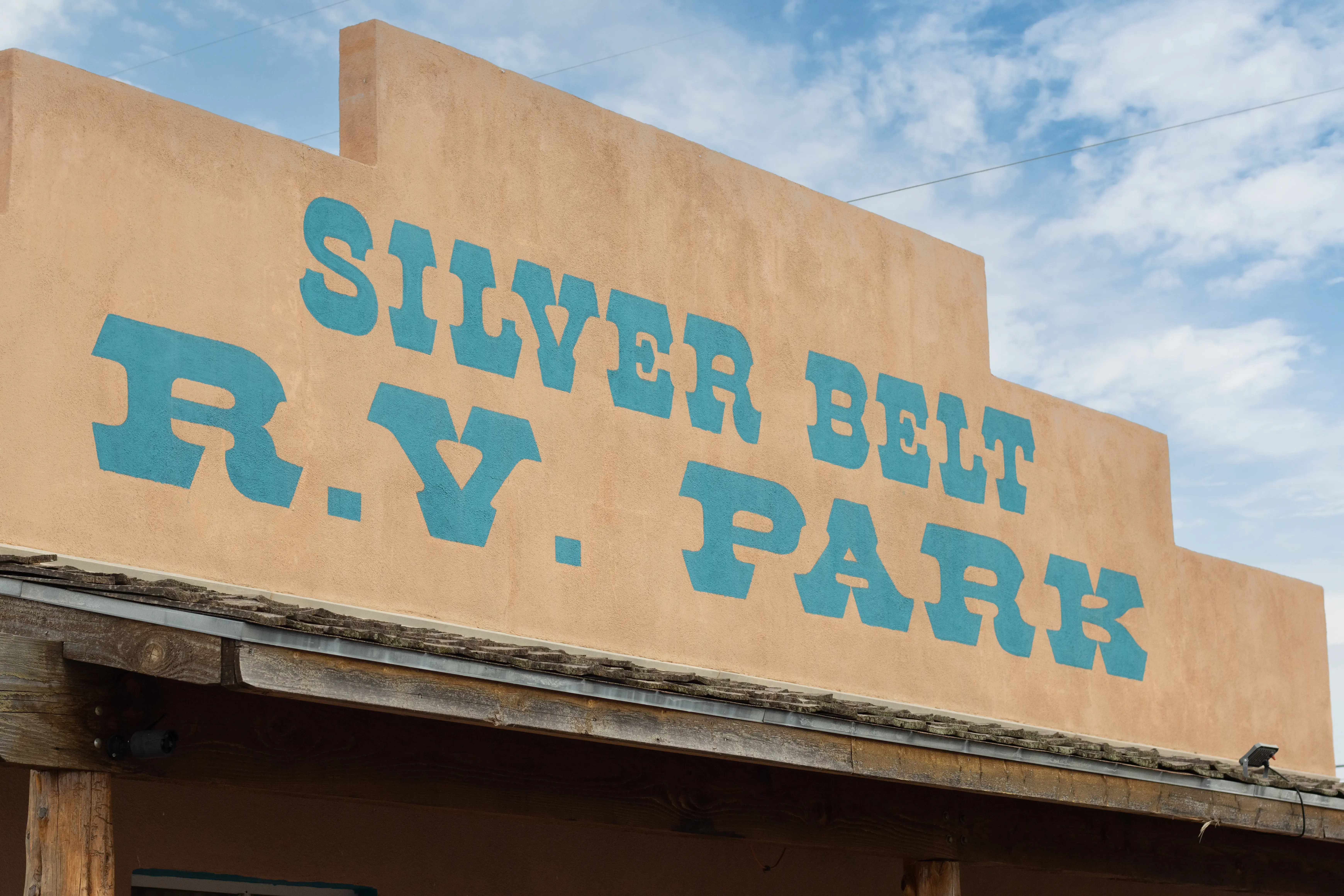 Silverbelt Stays & Laundromat - Image 16