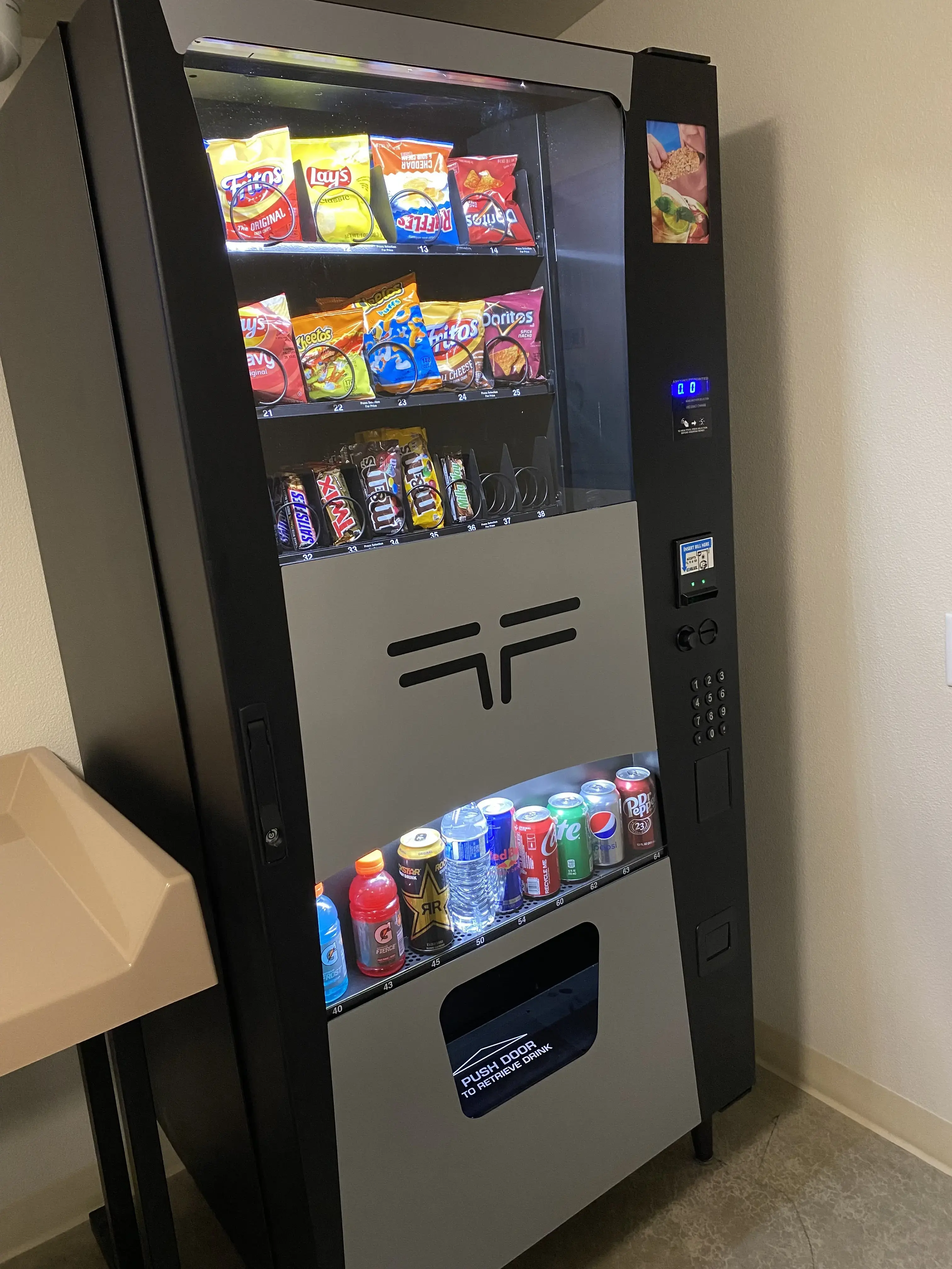 Silverton laundry thumbnail 13