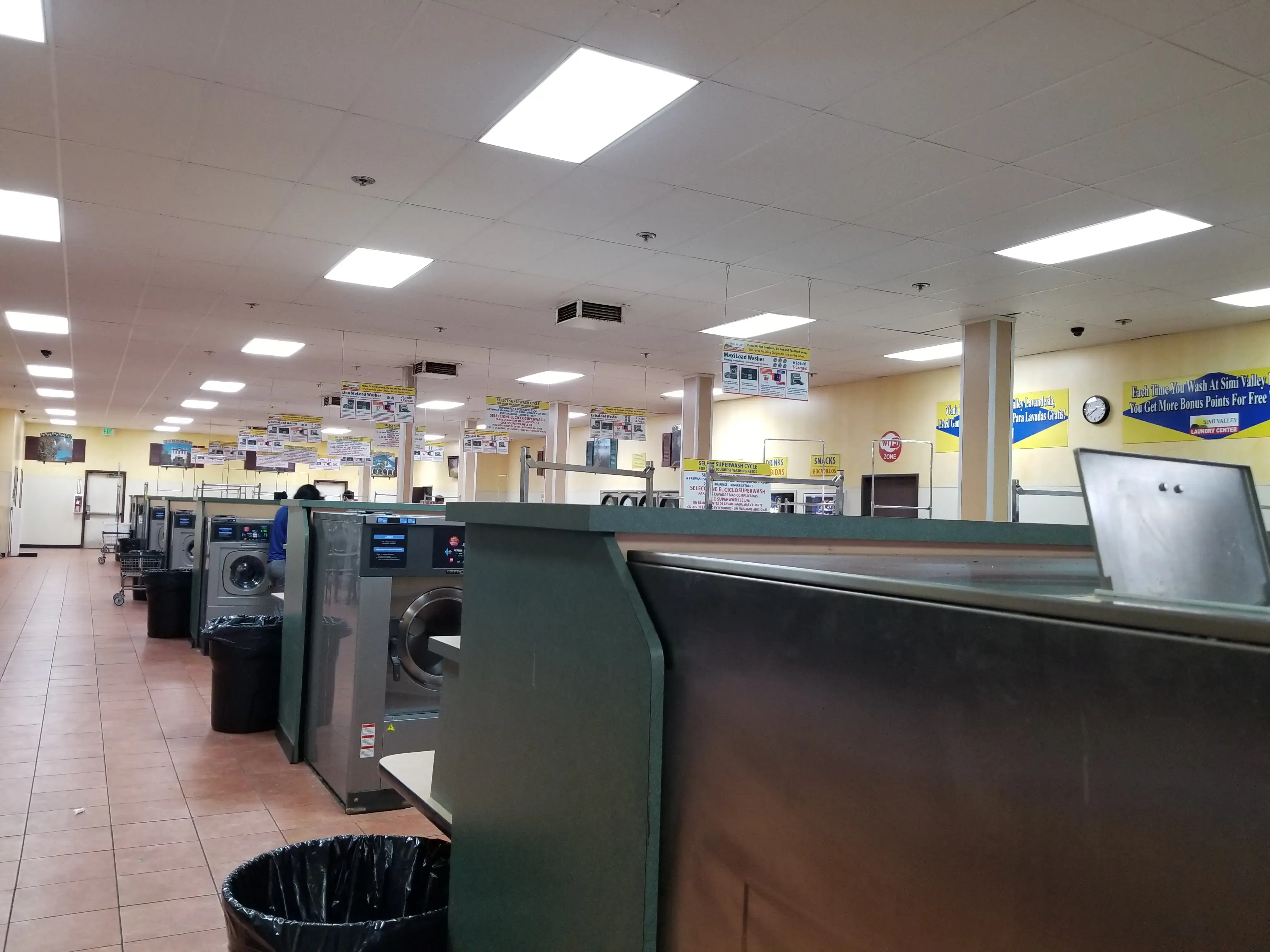 Simi Valley Laundry thumbnail 13
