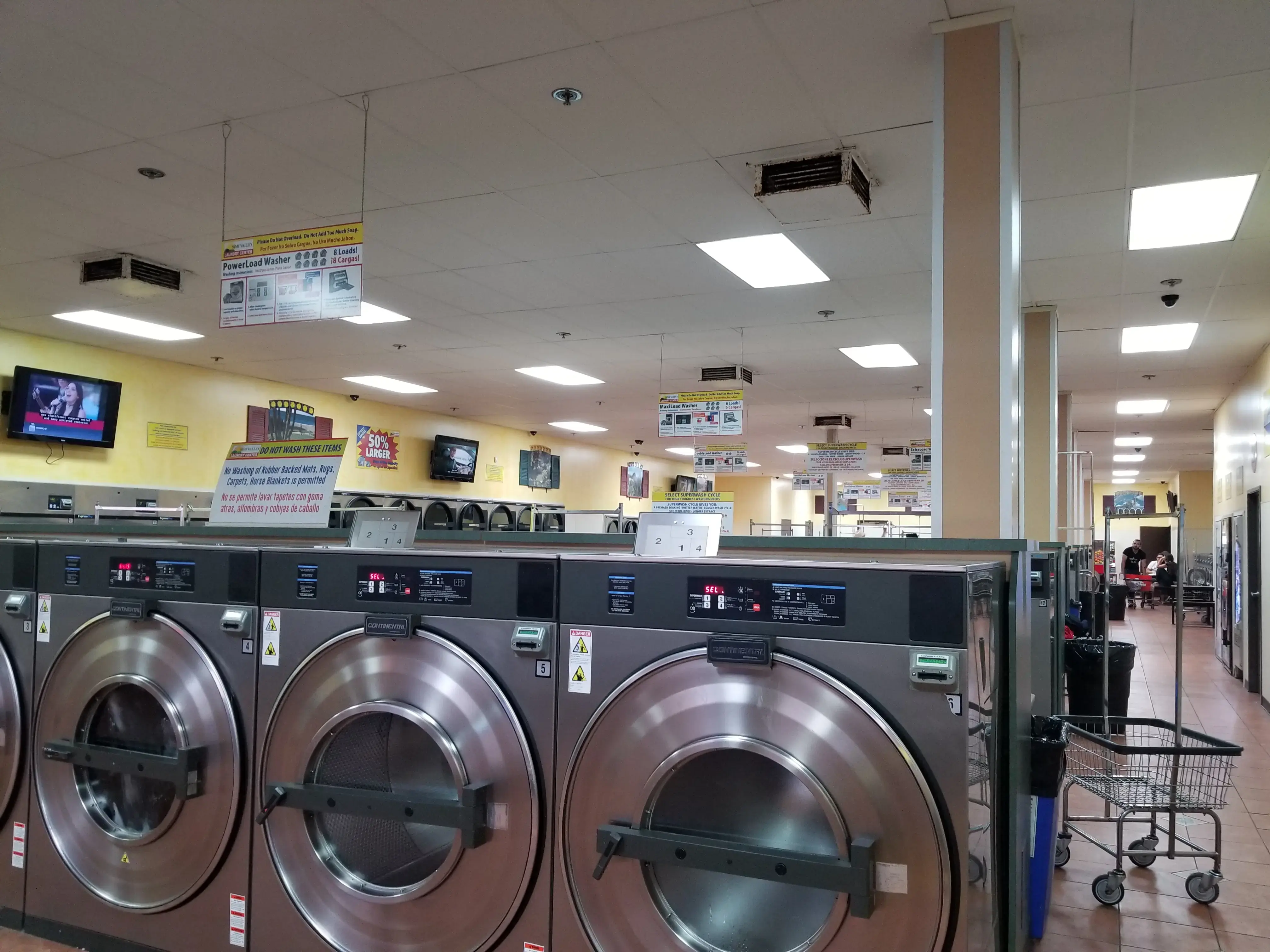 Simi Valley Laundry thumbnail 19