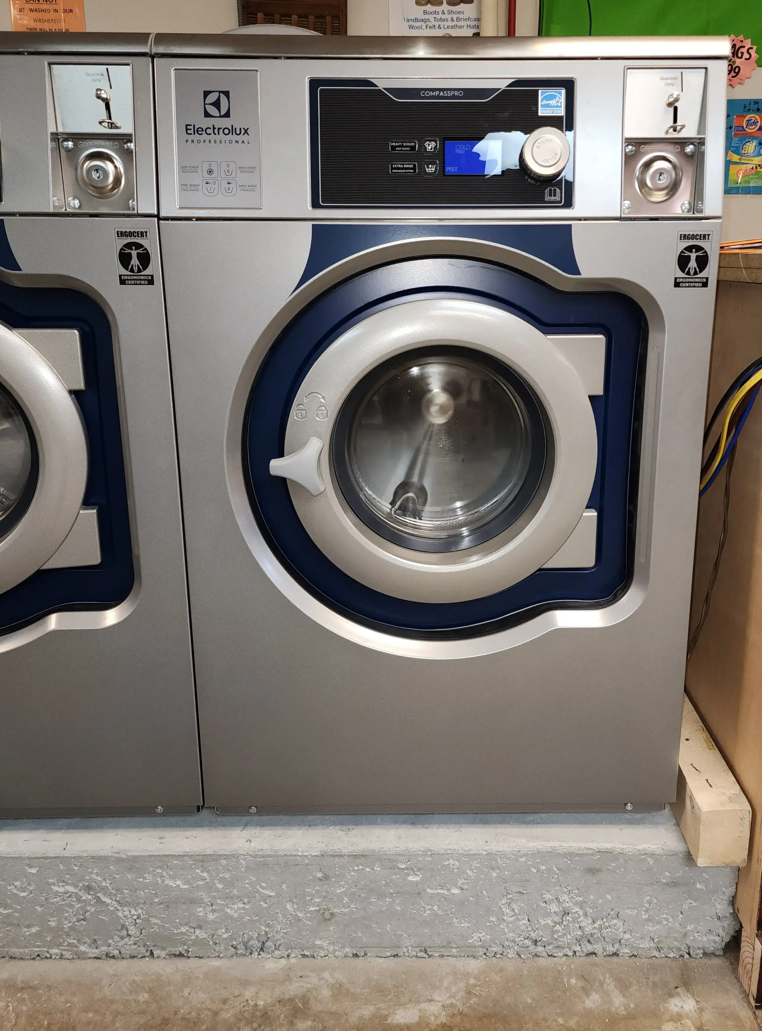 Simington Cleaners and Laundromat - Image 17