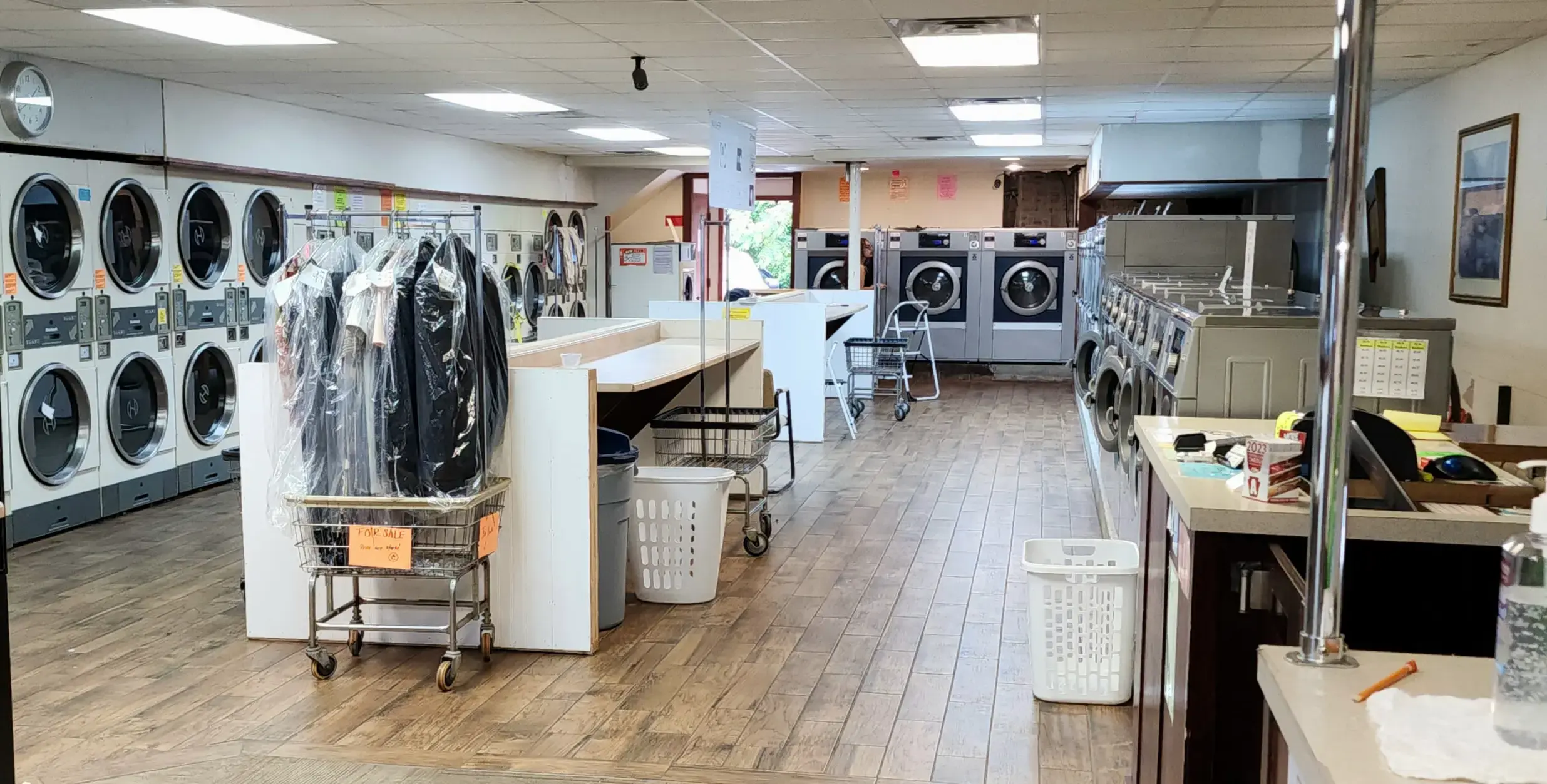 Simington Cleaners and Laundromat thumbnail 19