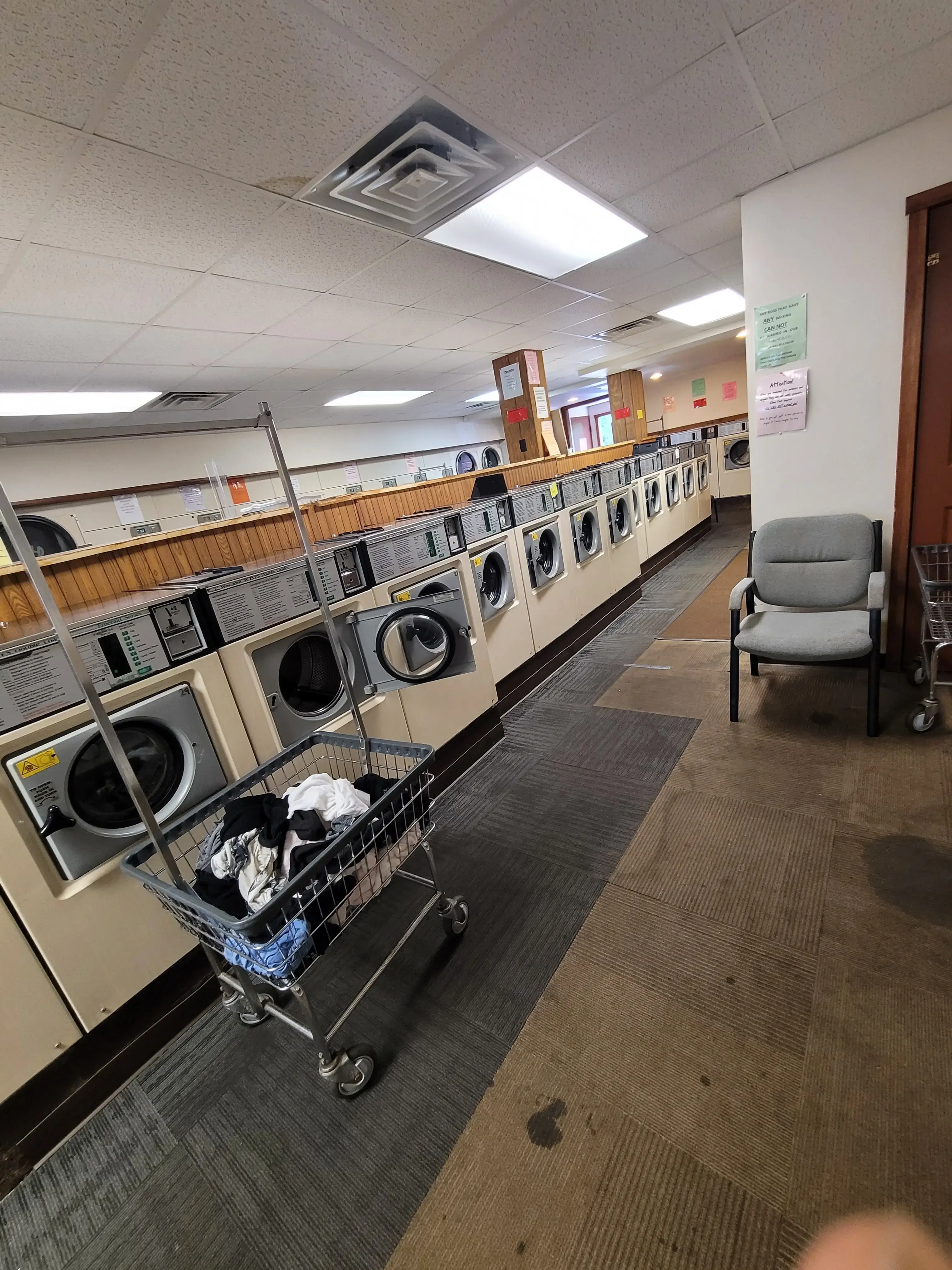 Simington Cleaners and Laundromat - Image 6