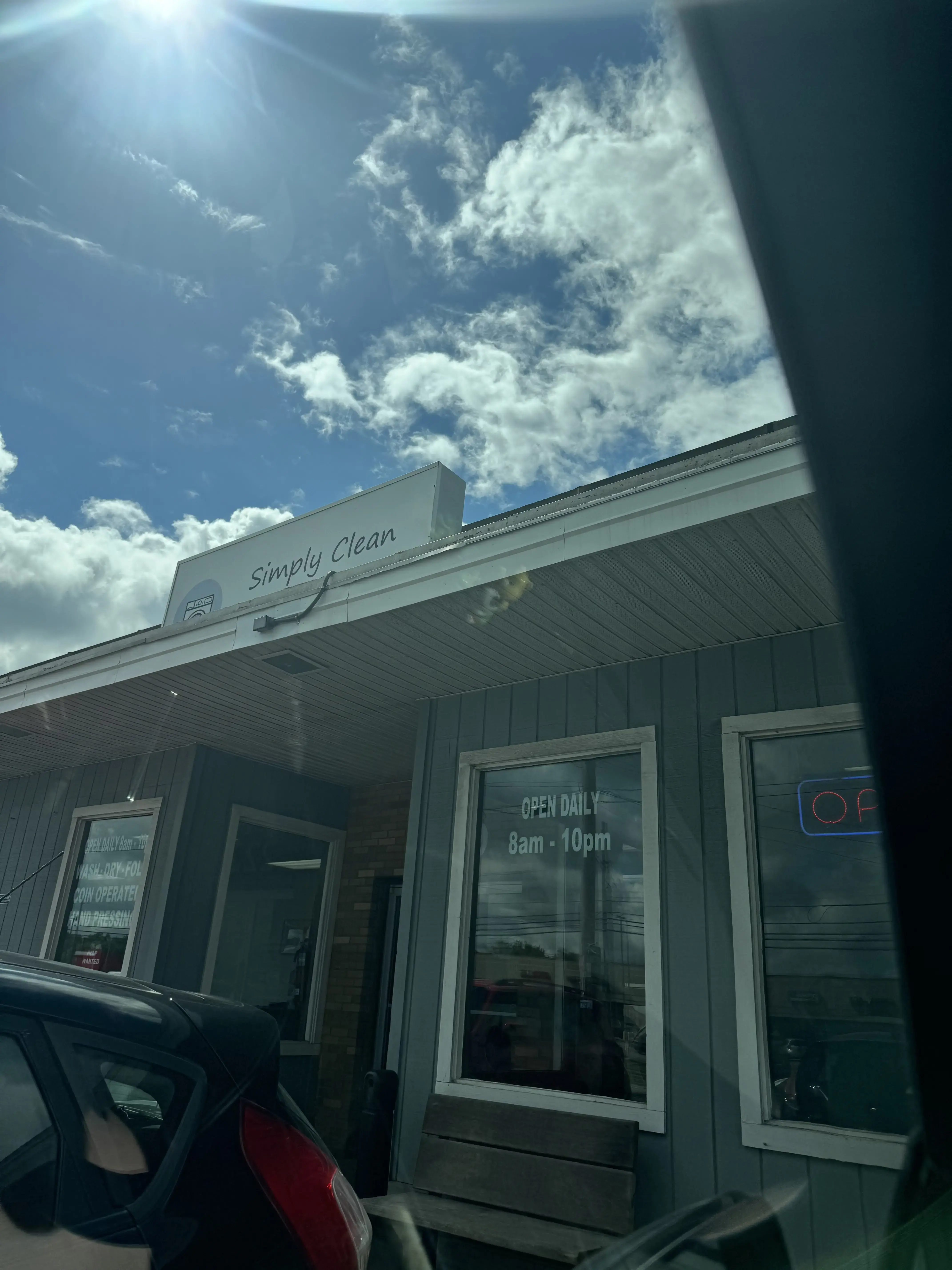 Simply Clean Laundromat thumbnail 17