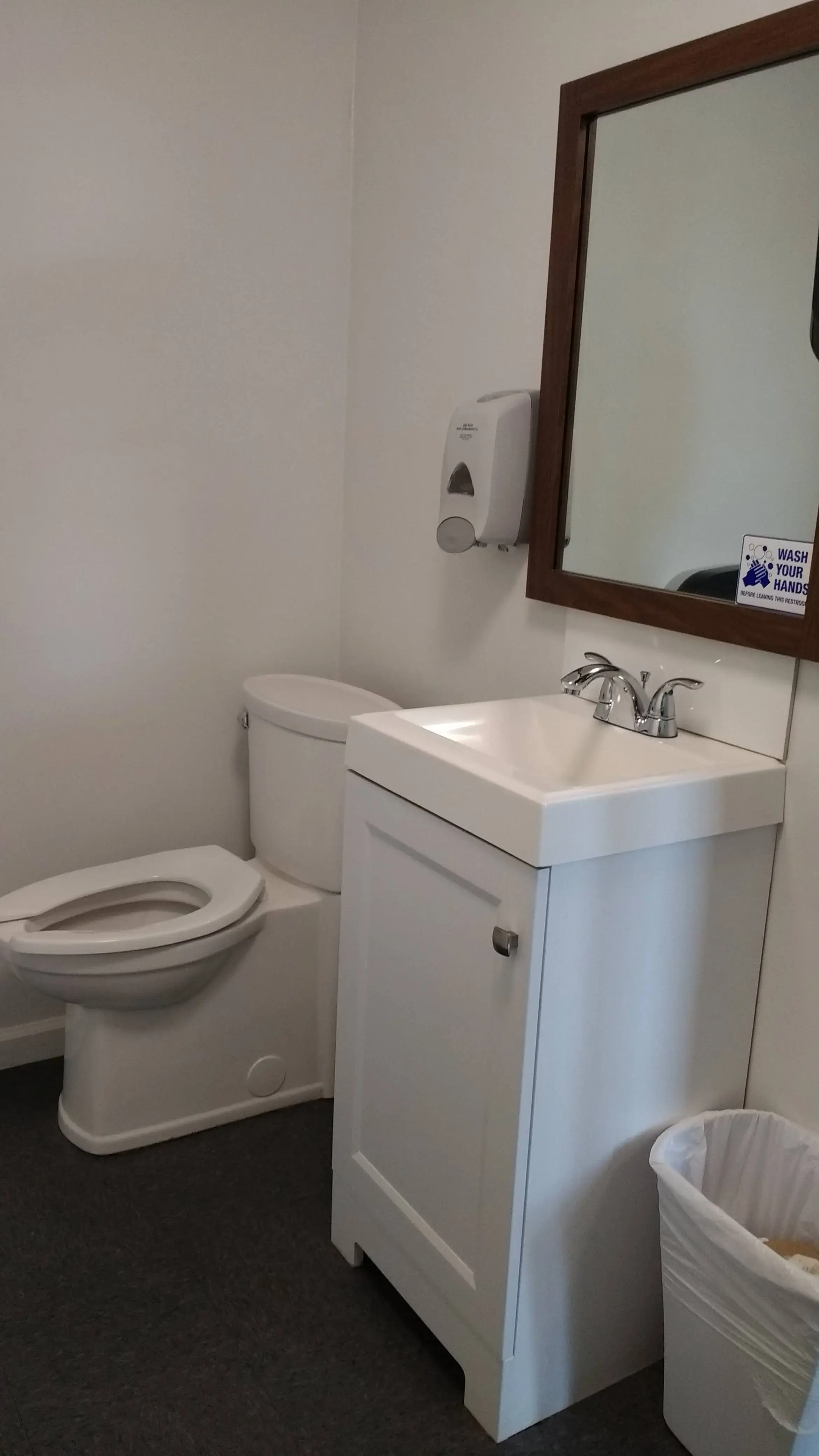 Simply Clean Laundromat - Image 14