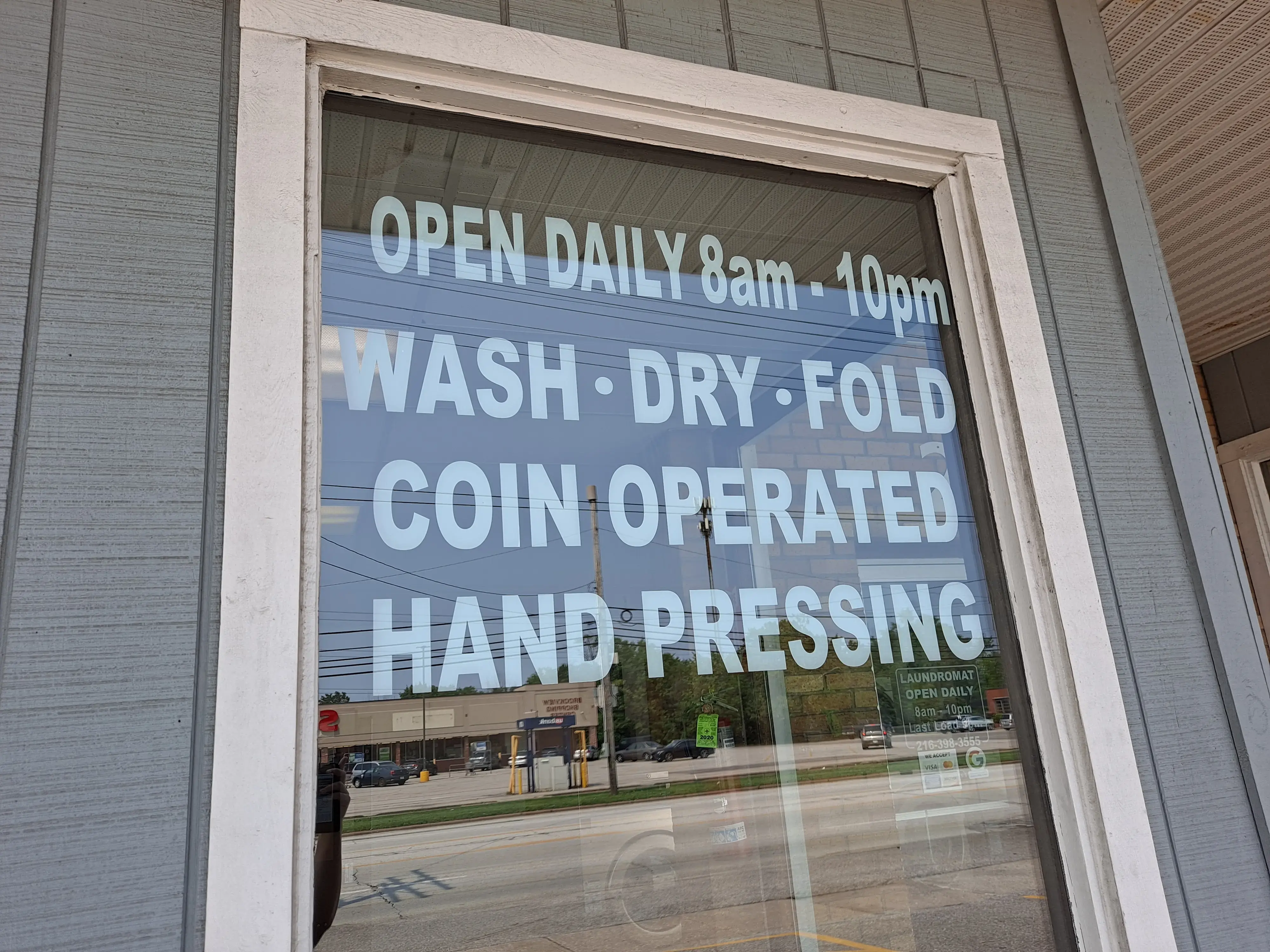 Simply Clean Laundromat thumbnail 5