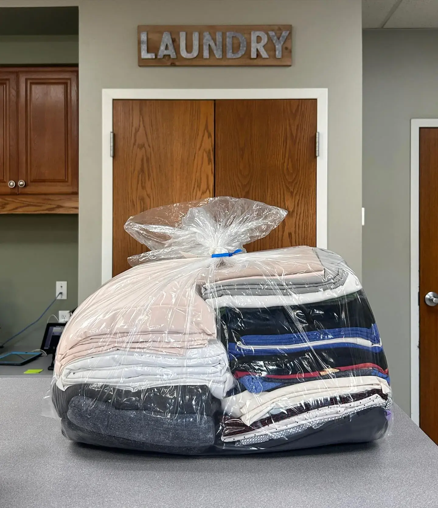 Simply Clean Laundry Service thumbnail 7