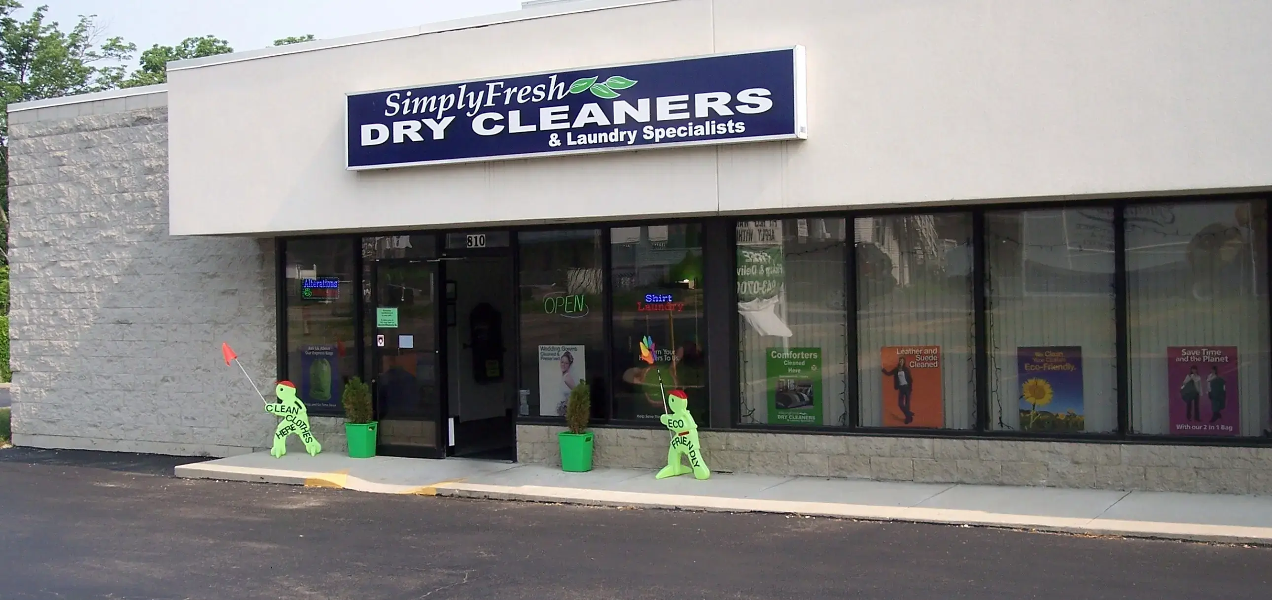 SimplyFresh Dry Cleaners & Laundry Specialists - Image 3
