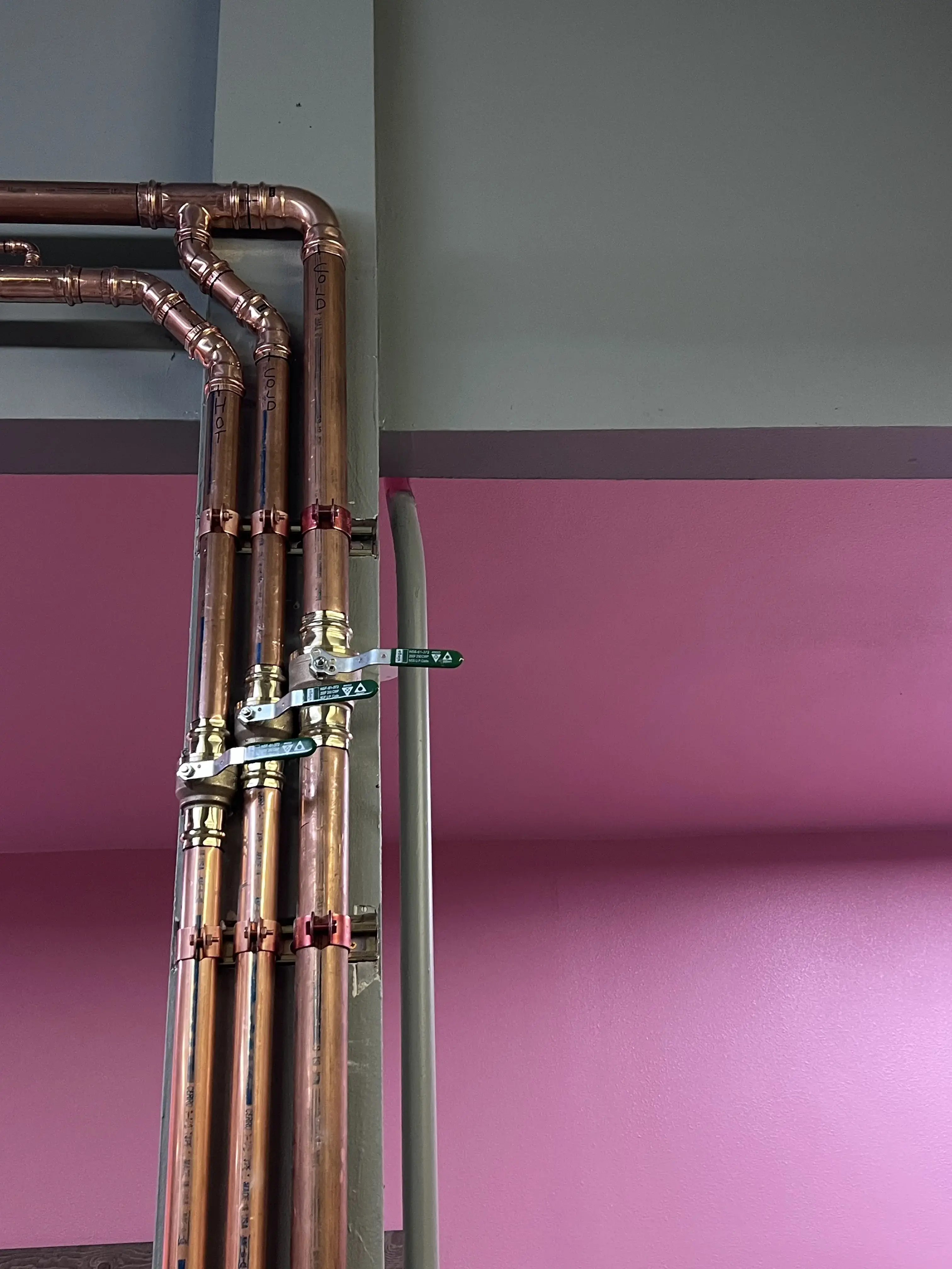 Sir Suds Laundry Co. - Image 9