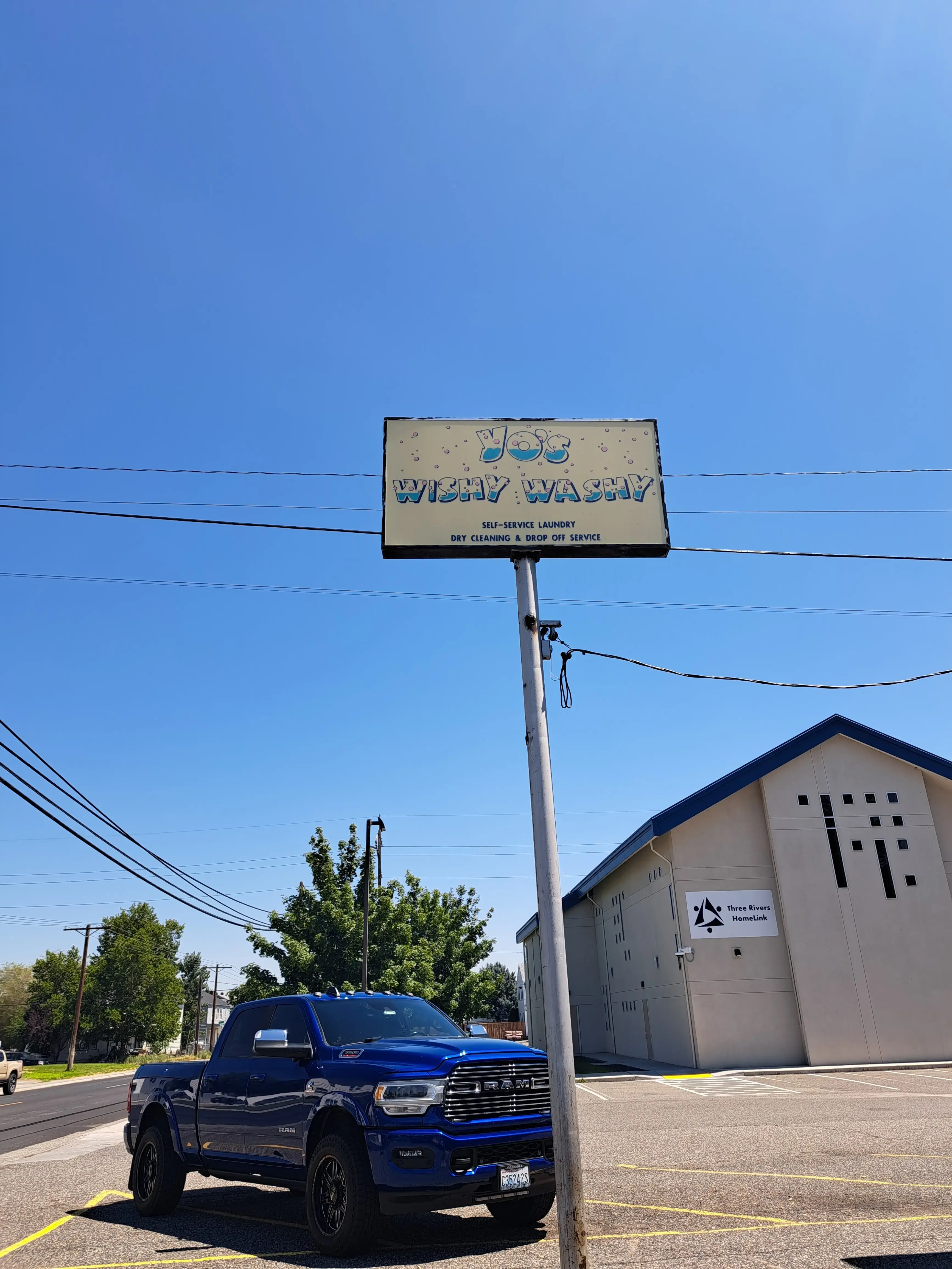 Sir Suds Laundry Co. - Image 13