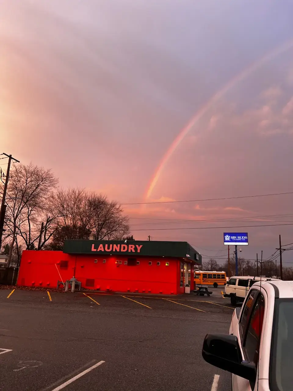 Sir Suds Laundry Co. thumbnail 16