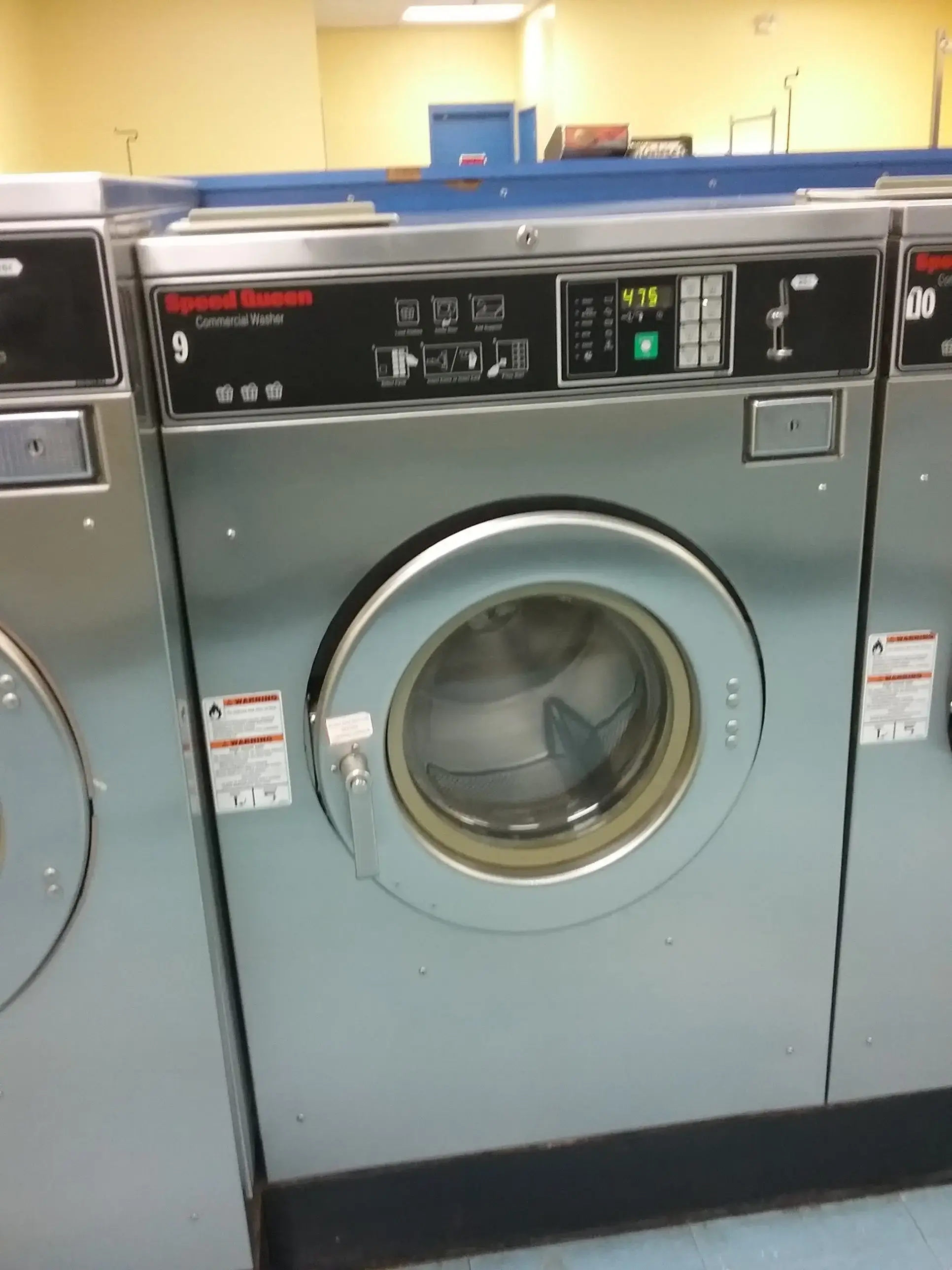 Sister's Coin Laundry thumbnail 11