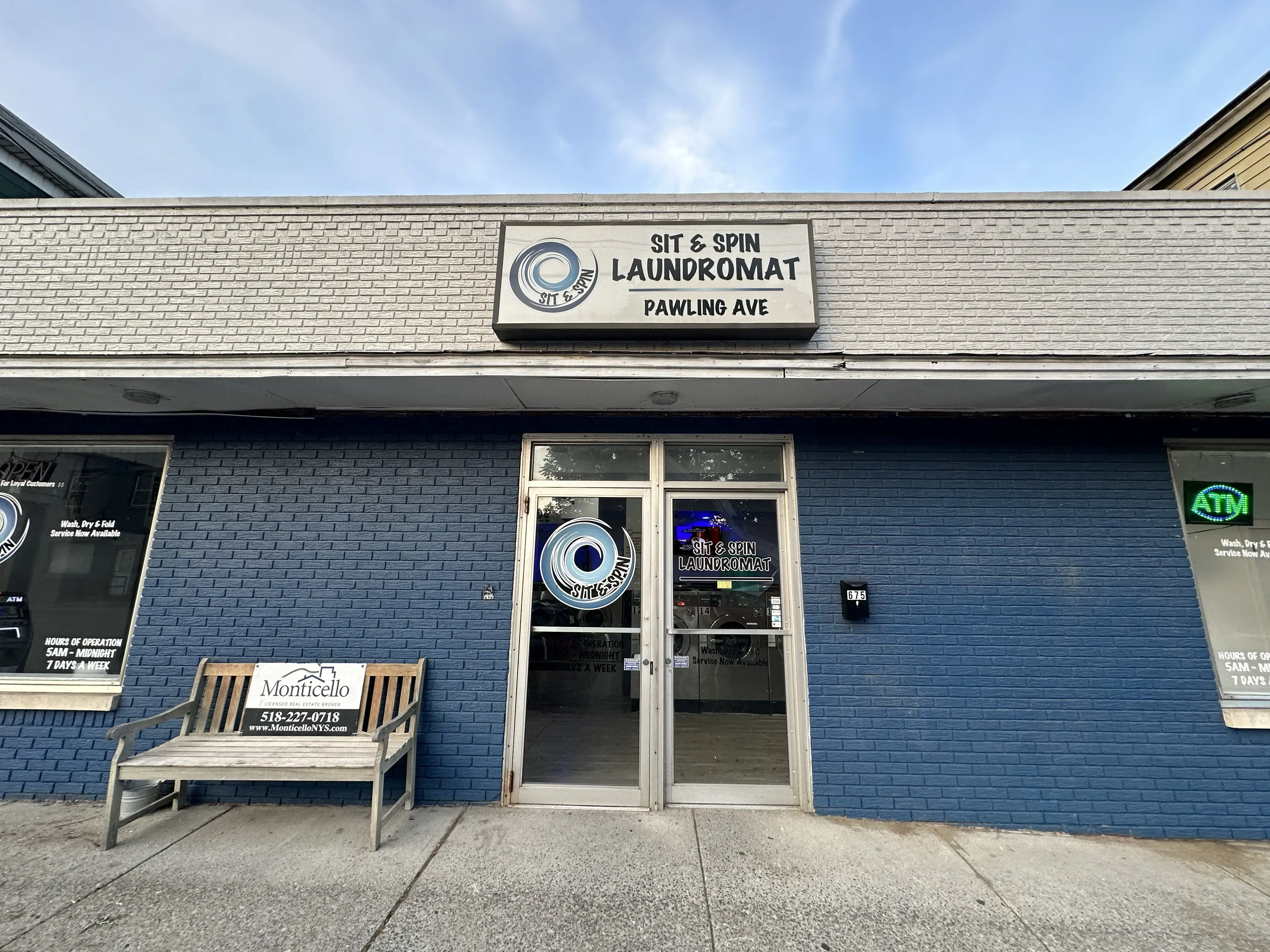 Sit & Spin Laundromat location